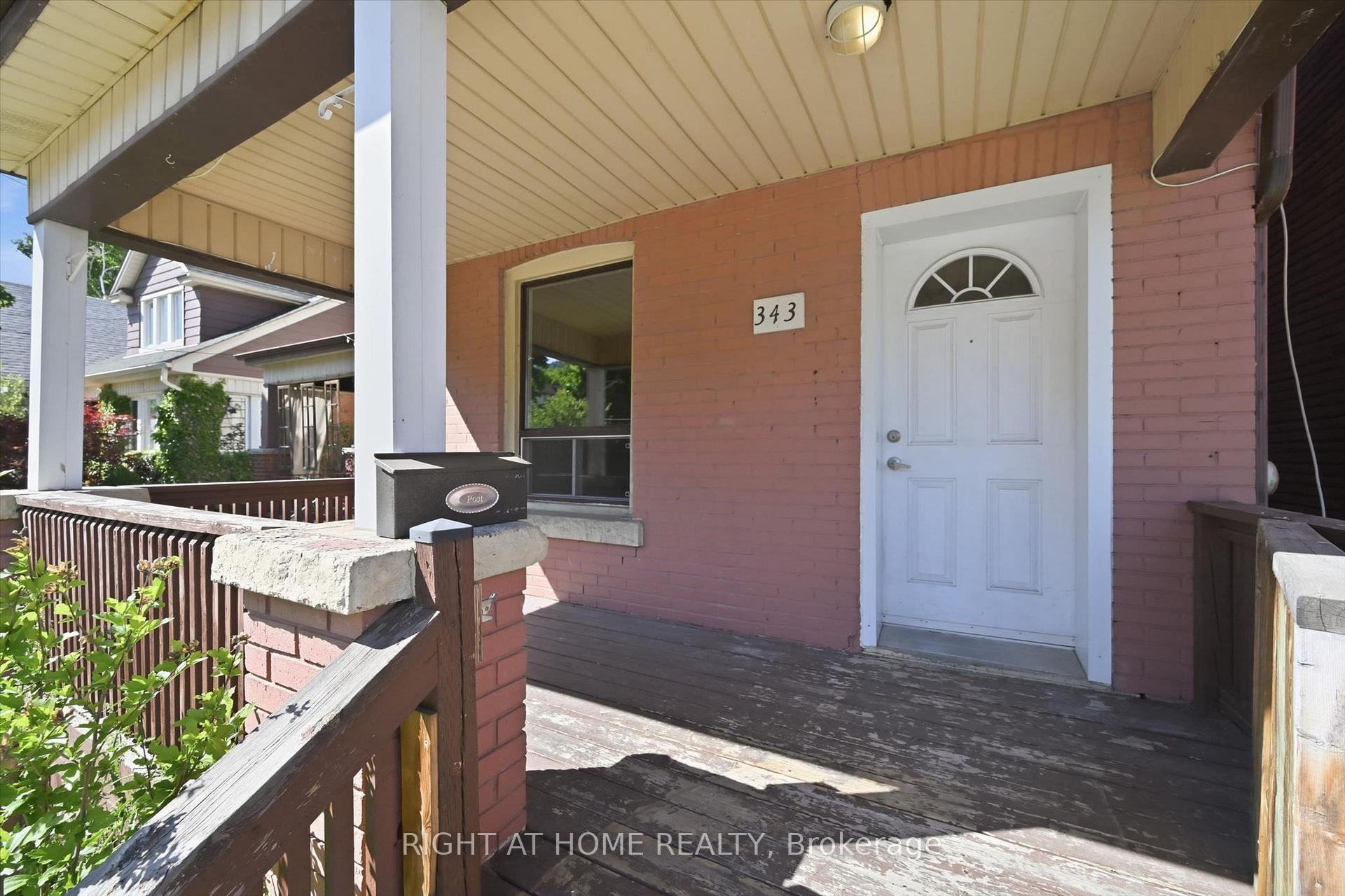 Photo 4 of 343 Cumberland Avenue, Hamilton, Blakeley — HOMEH