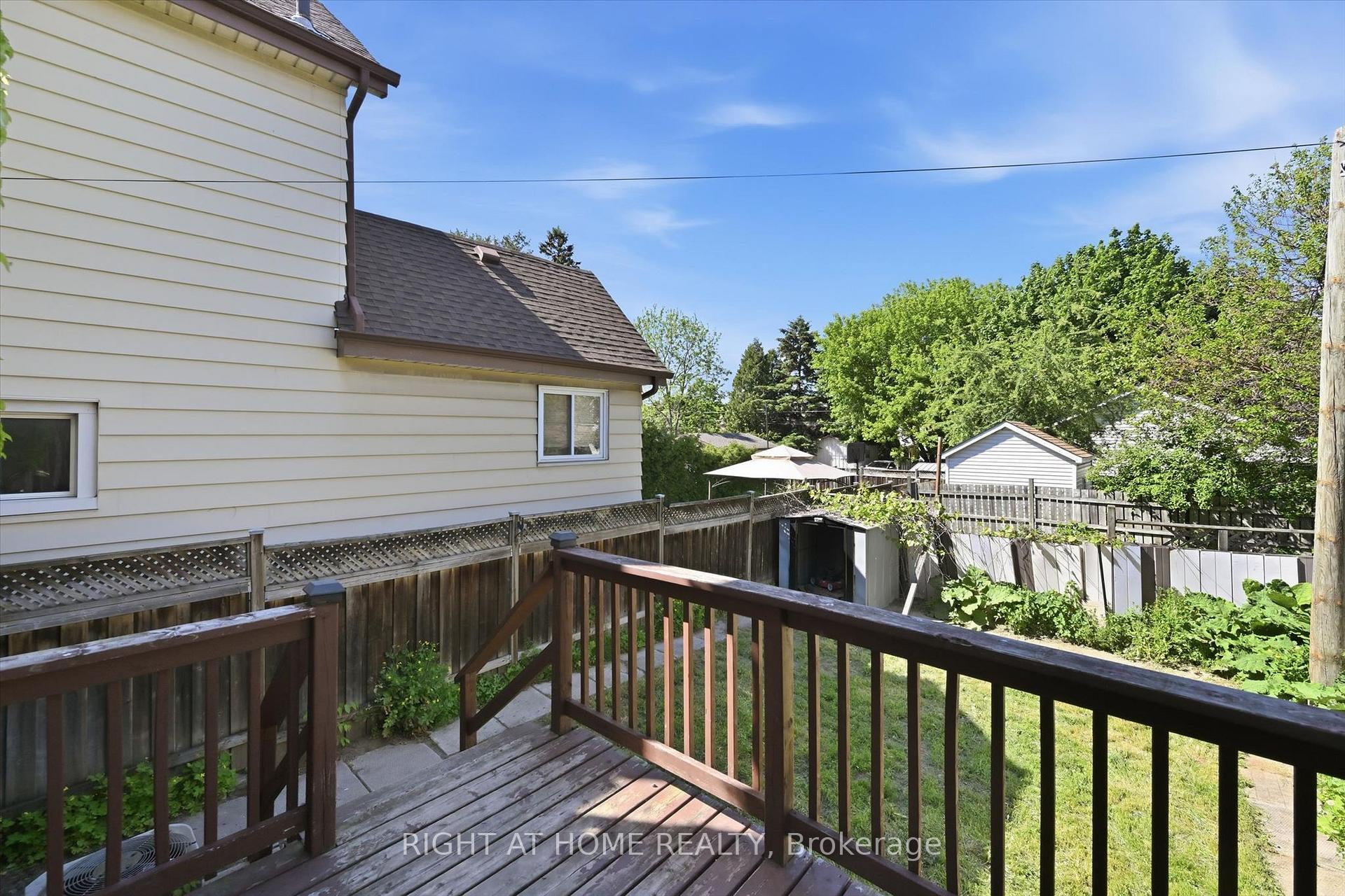 Photo 14 of 343 Cumberland Avenue, Hamilton, Blakeley — HOMEH