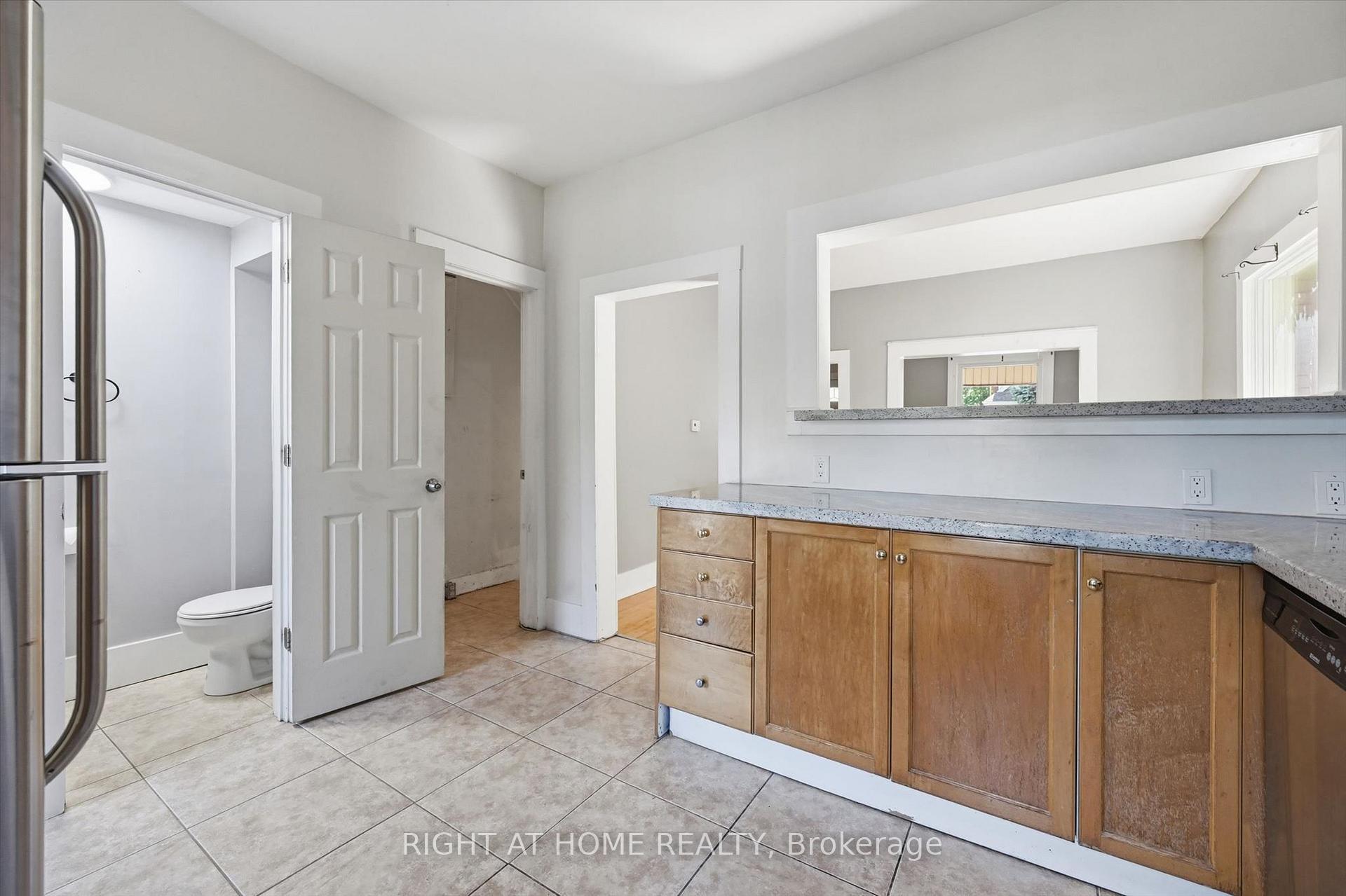 Photo 28 of 343 Cumberland Avenue, Hamilton, Blakeley — HOMEH