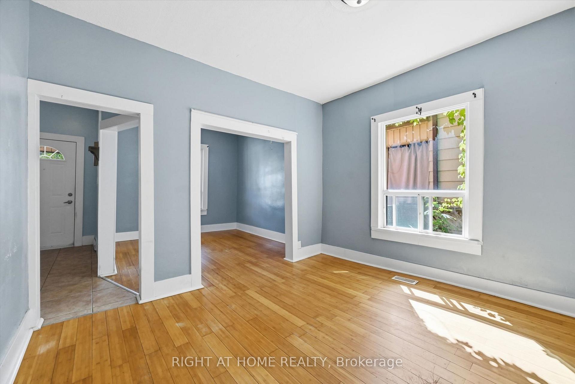 Photo 33 of 343 Cumberland Avenue, Hamilton, Blakeley — HOMEH