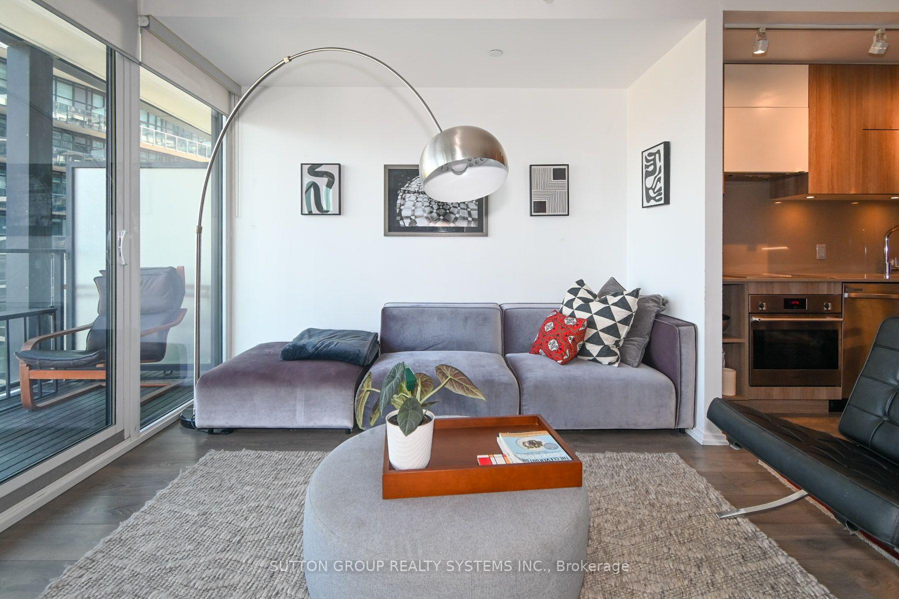 Photo 4 of Unit 2004, 125 Peter Street, Toronto, Waterfront Communities — HOMEH