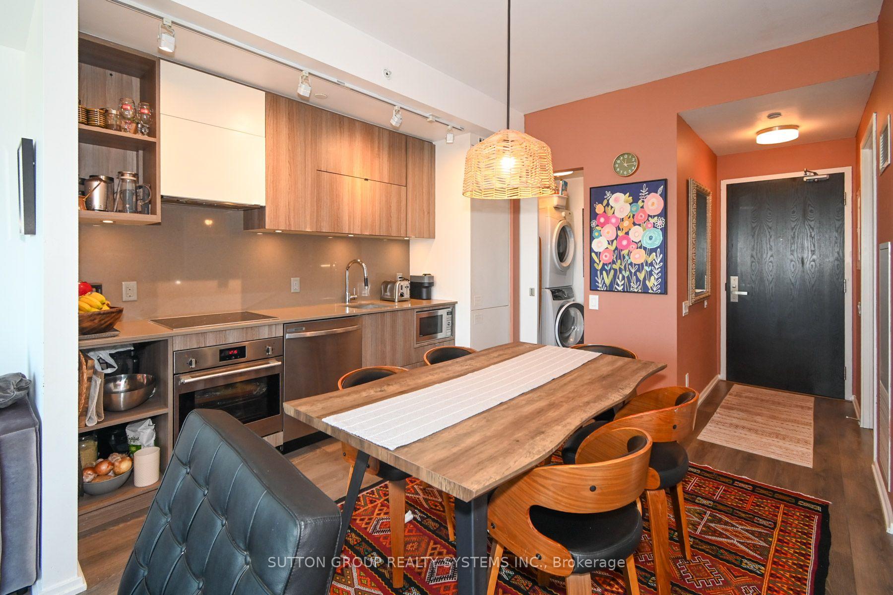 Photo 6 of Unit 2004, 125 Peter Street, Toronto, Waterfront Communities — HOMEH