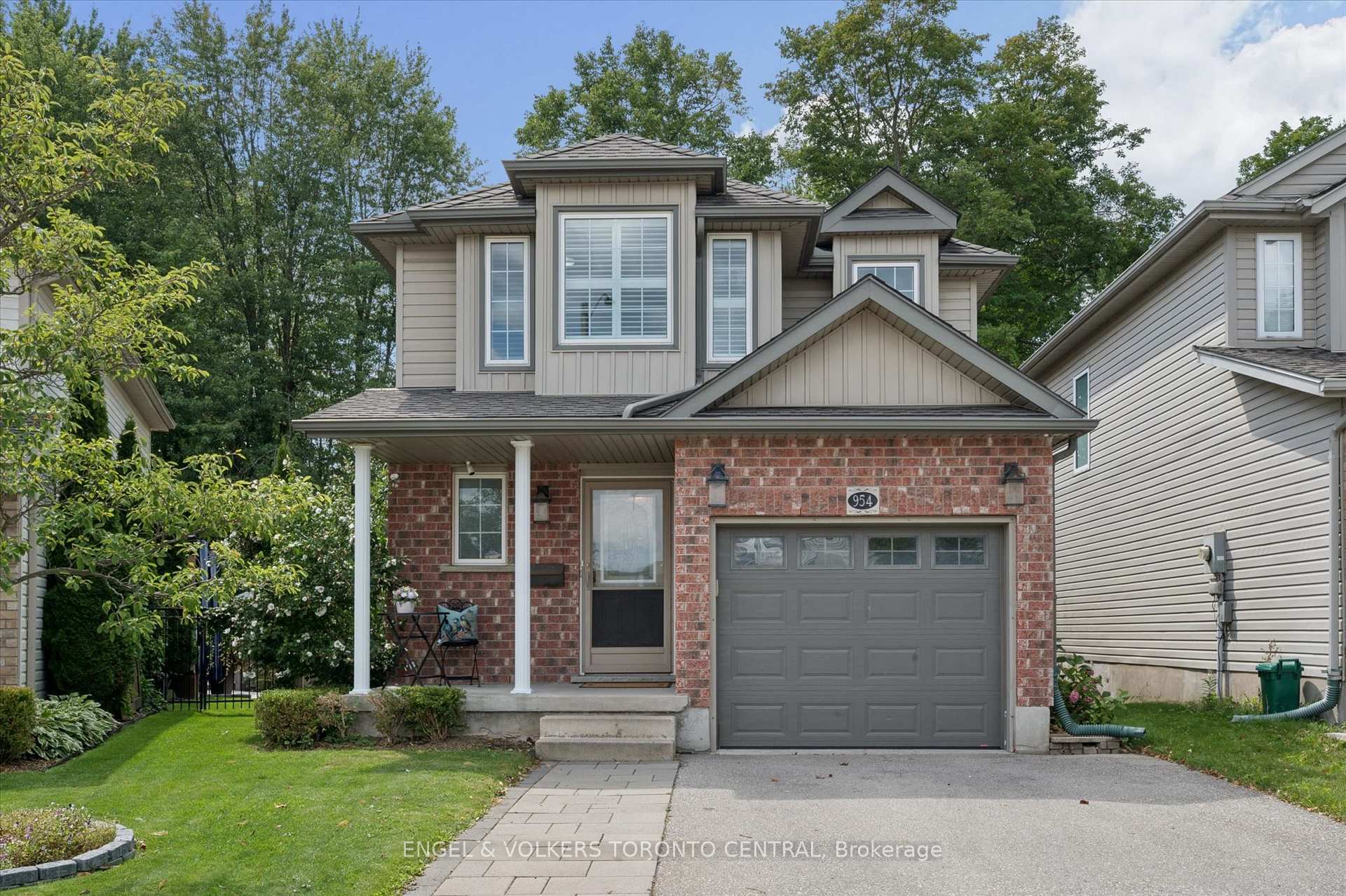 Photo 1 of 954 Atlantic Boulevard, Waterloo, Eastbridge — HOMEH