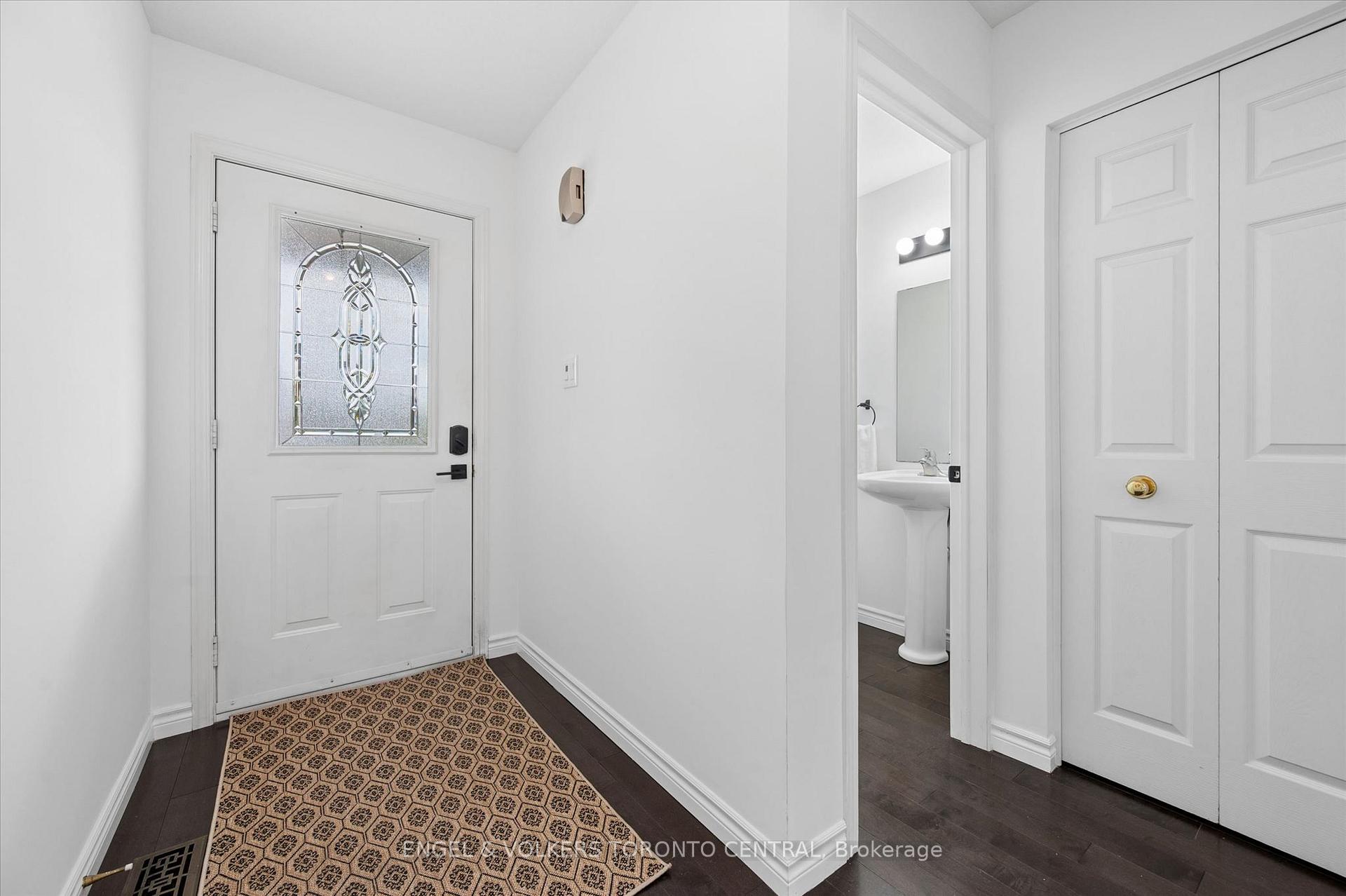 Photo 5 of 954 Atlantic Boulevard, Waterloo, Eastbridge — HOMEH