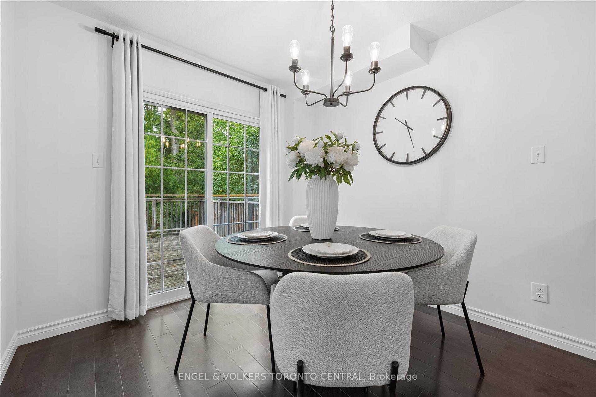 Photo 10 of 954 Atlantic Boulevard, Waterloo, Eastbridge — HOMEH