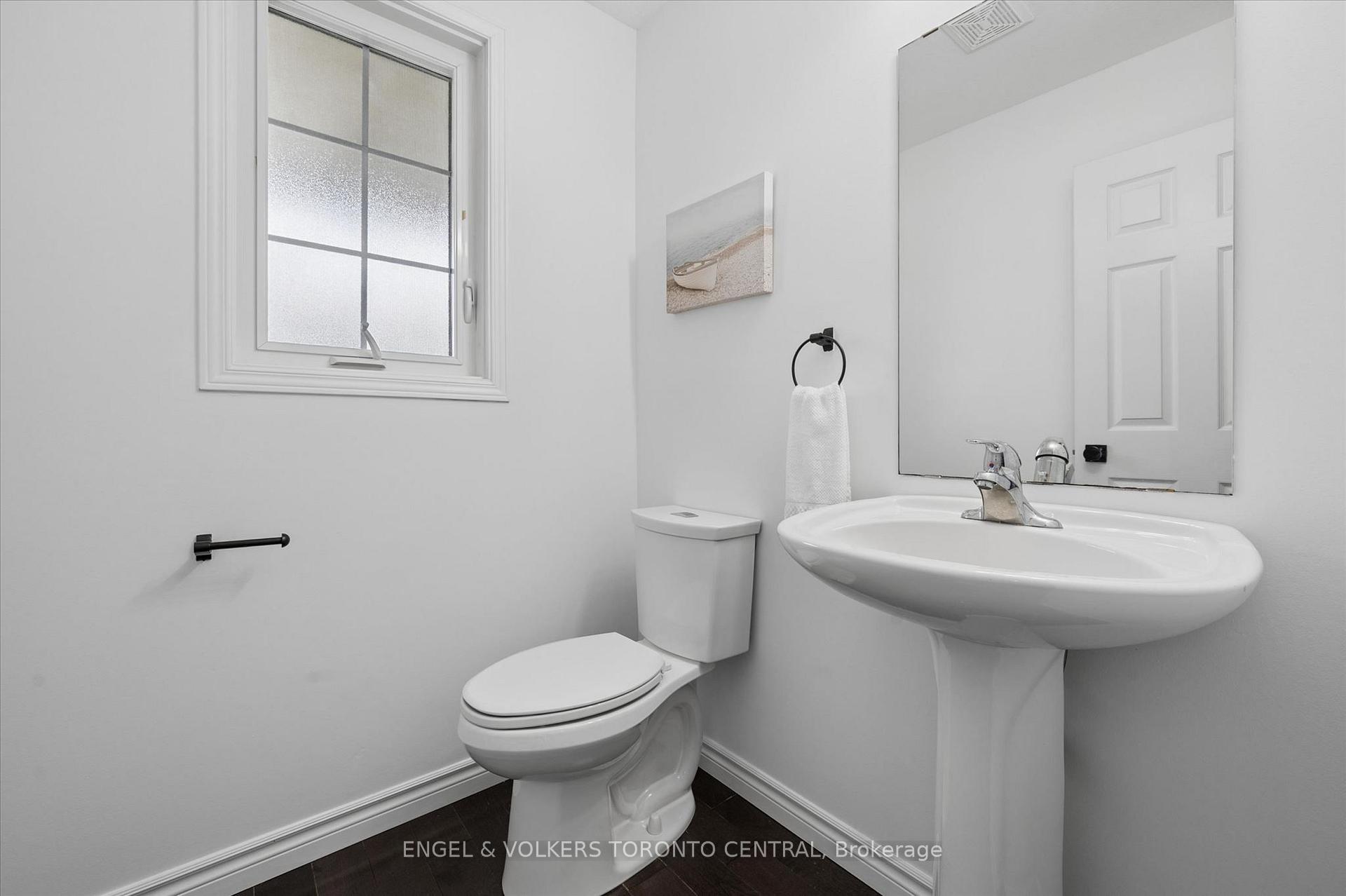 Photo 13 of 954 Atlantic Boulevard, Waterloo, Eastbridge — HOMEH