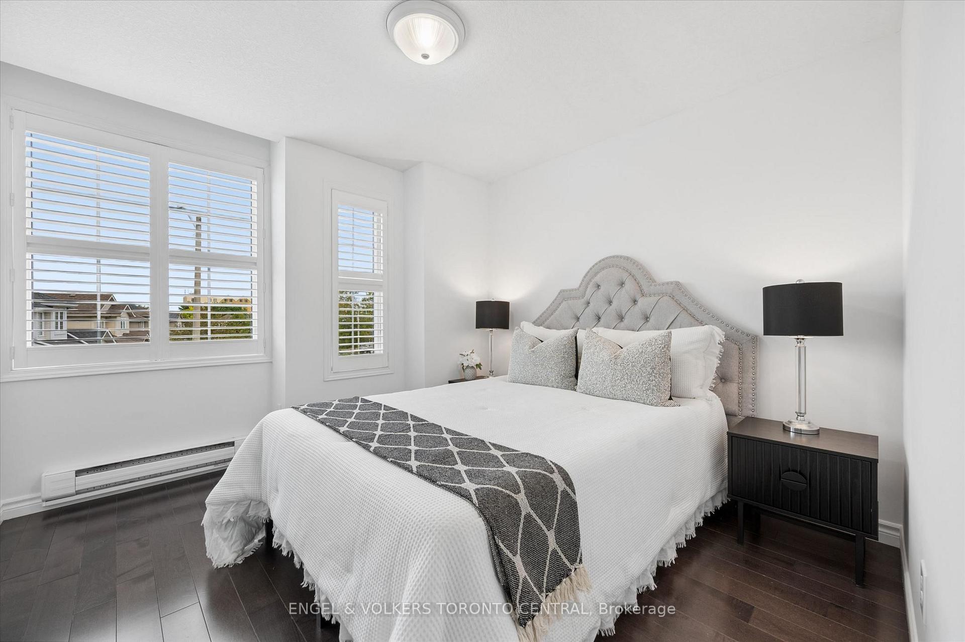 Photo 18 of 954 Atlantic Boulevard, Waterloo, Eastbridge — HOMEH