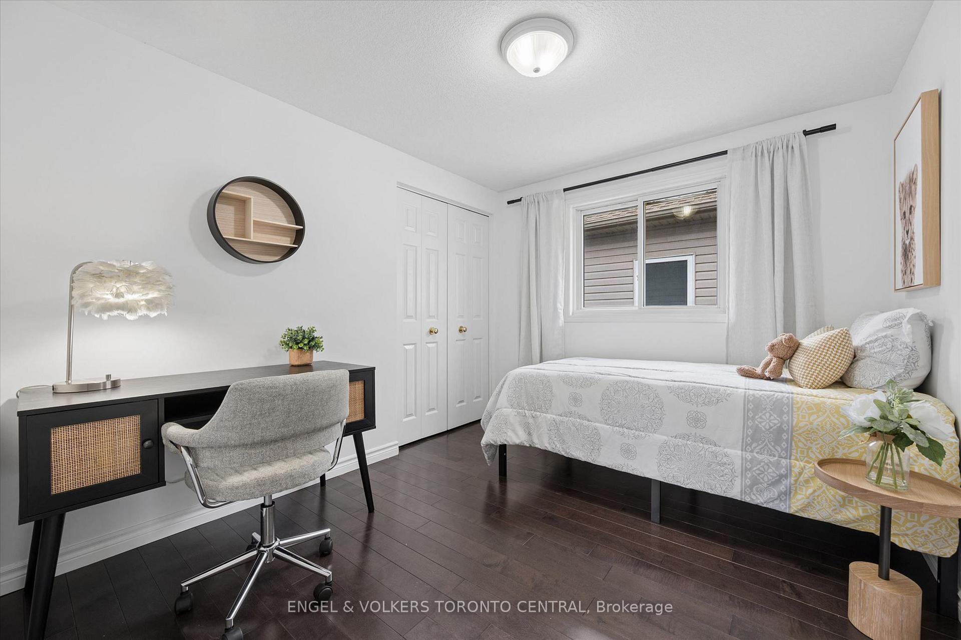 Photo 20 of 954 Atlantic Boulevard, Waterloo, Eastbridge — HOMEH
