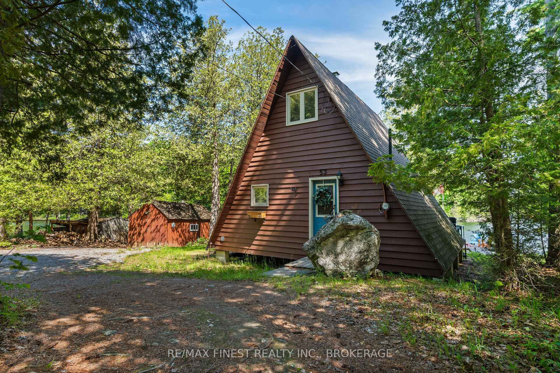 Photo 3 of 53 Hillside Lane, Frontenac, Frontenac South — HOMEH