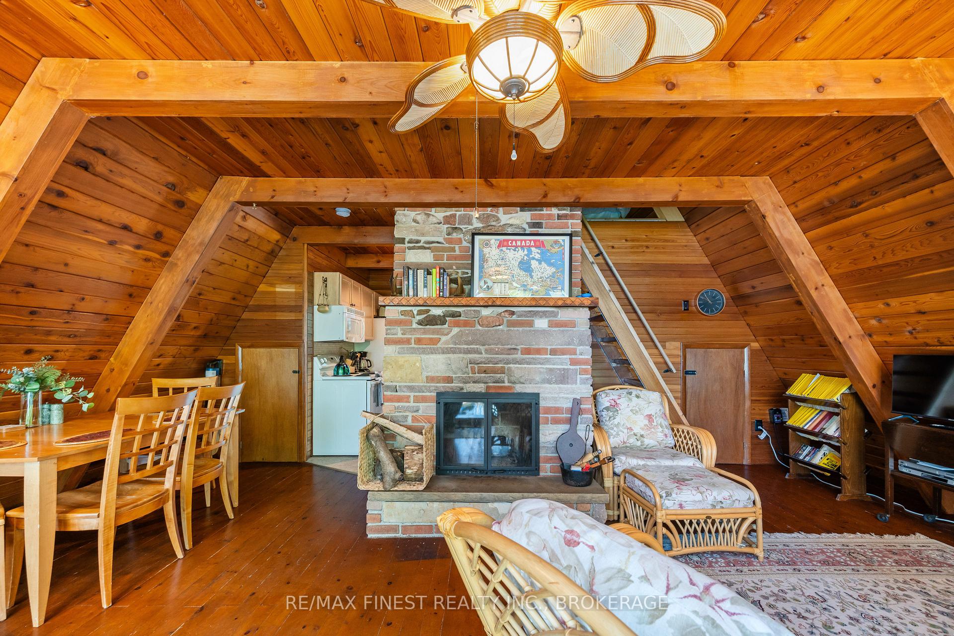 Photo 5 of 53 Hillside Lane, Frontenac, Frontenac South — HOMEH