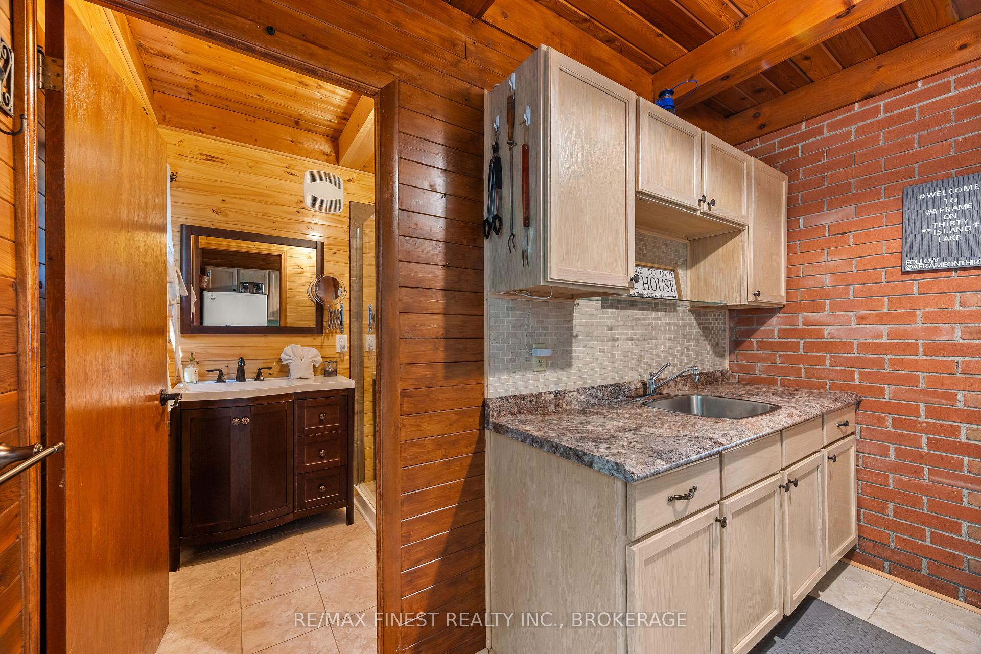 Photo 13 of 53 Hillside Lane, Frontenac, Frontenac South — HOMEH