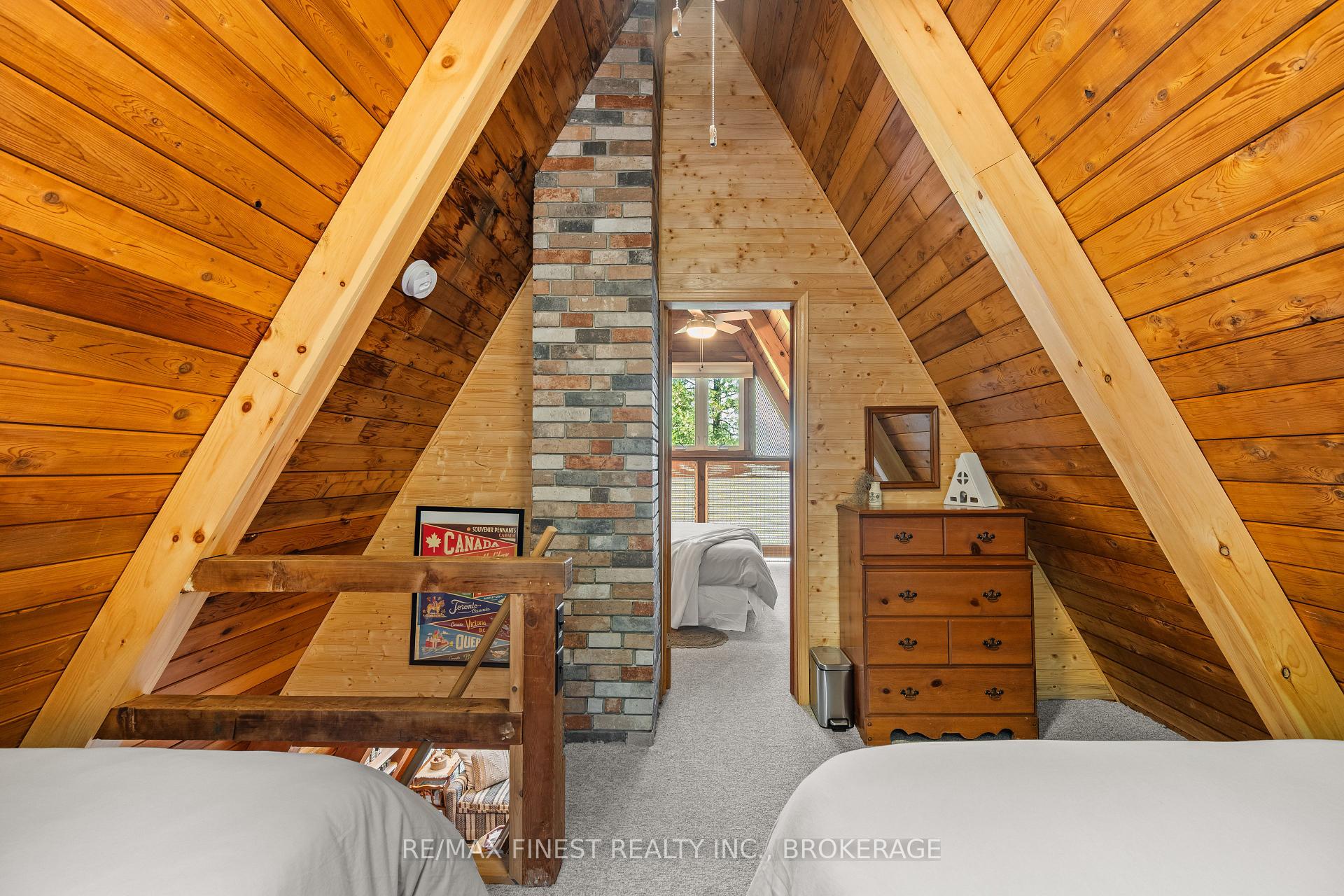 Photo 19 of 53 Hillside Lane, Frontenac, Frontenac South — HOMEH