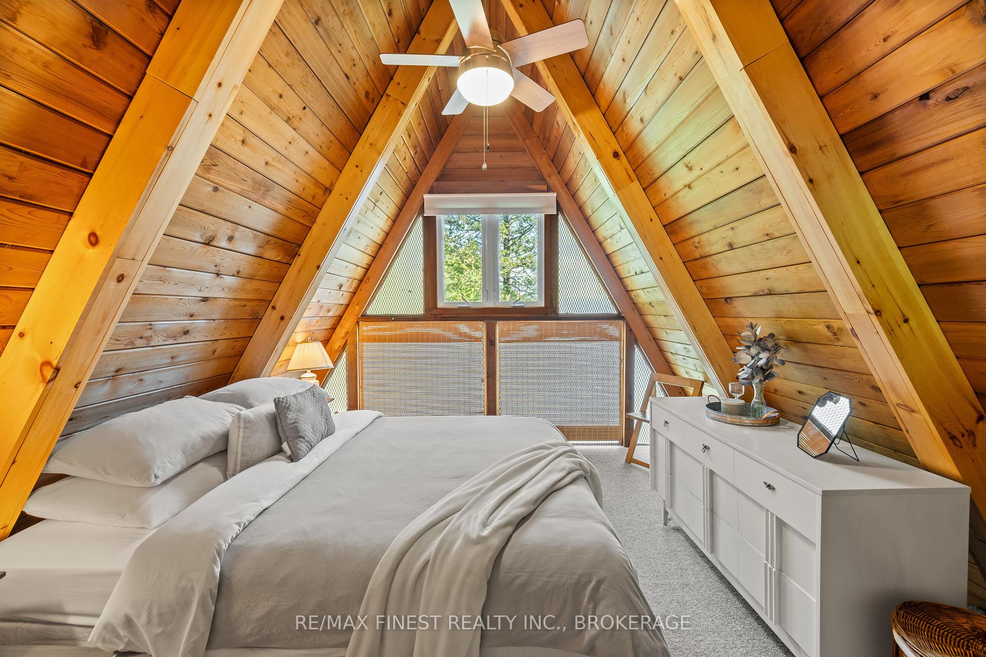 Photo 22 of 53 Hillside Lane, Frontenac, Frontenac South — HOMEH