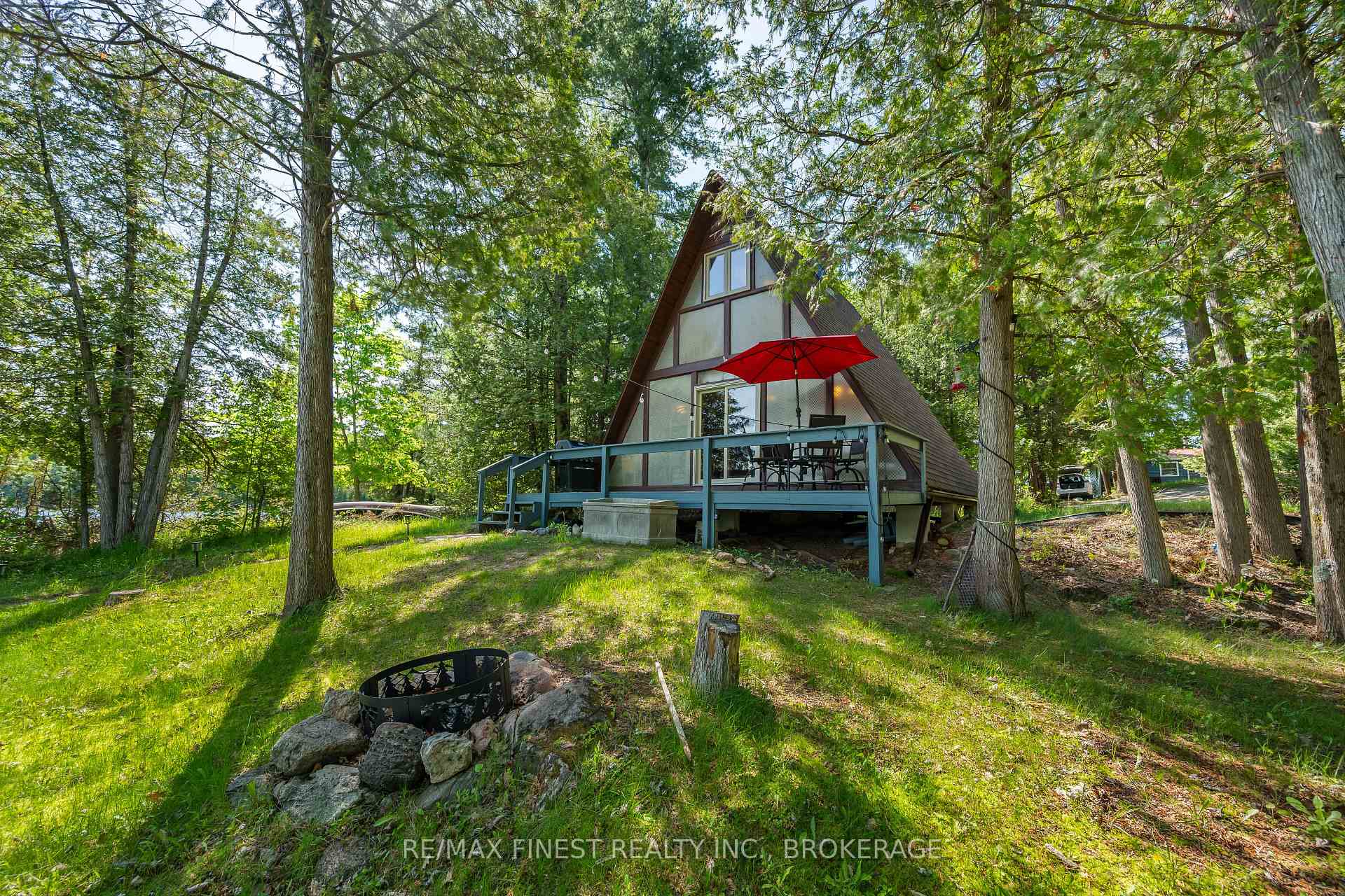 Photo 24 of 53 Hillside Lane, Frontenac, Frontenac South — HOMEH