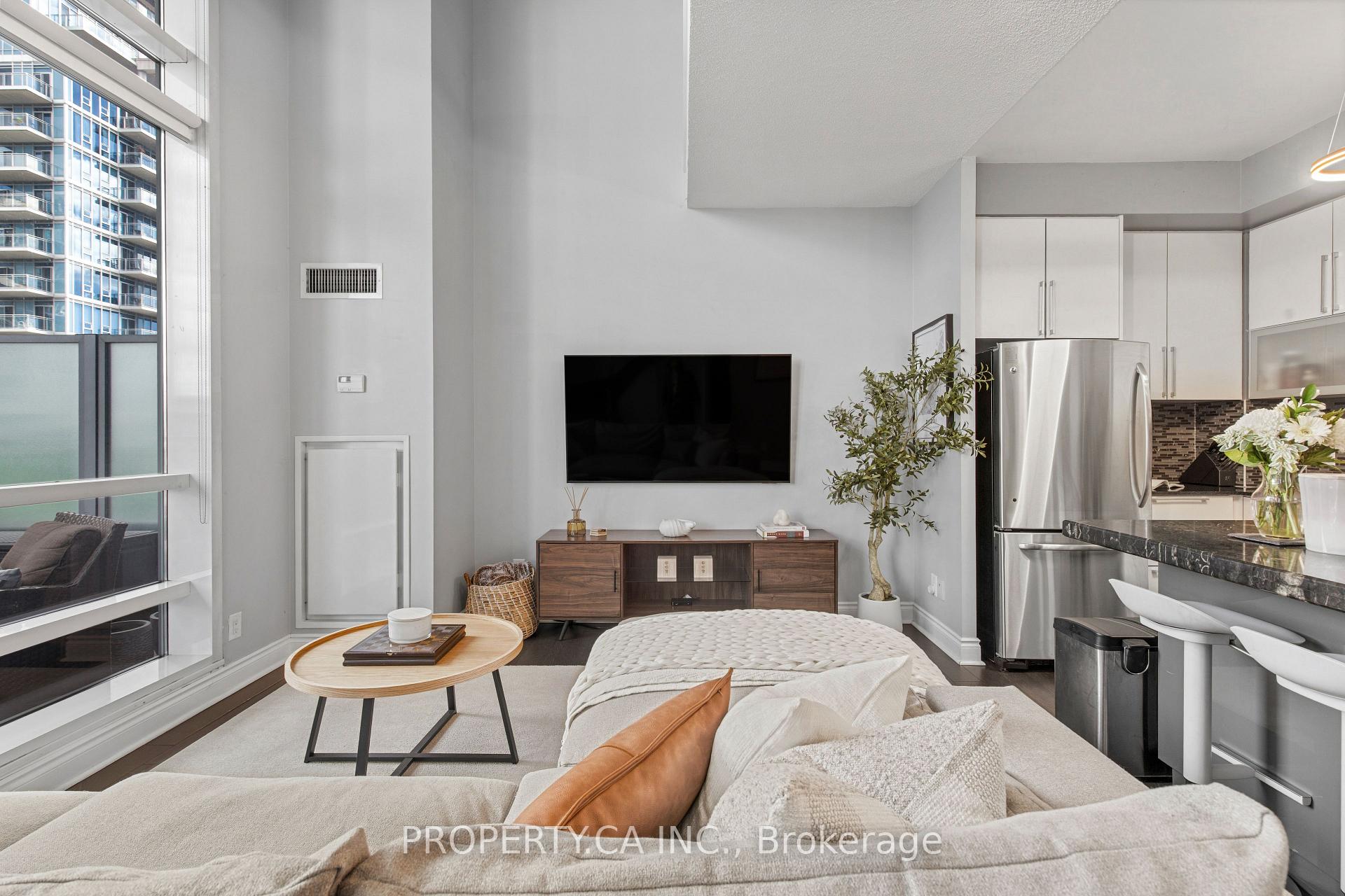 Photo 4 of Unit 211, 16 Brookers Lane, Etobicoke, Mimico — HOMEH