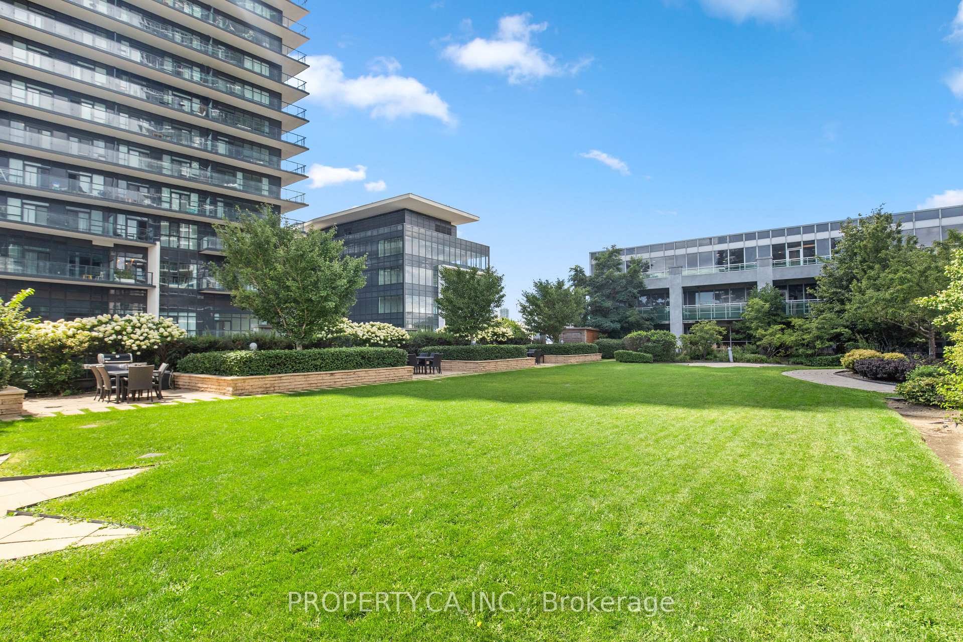 Photo 24 of Unit 211, 16 Brookers Lane, Etobicoke, Mimico — HOMEH
