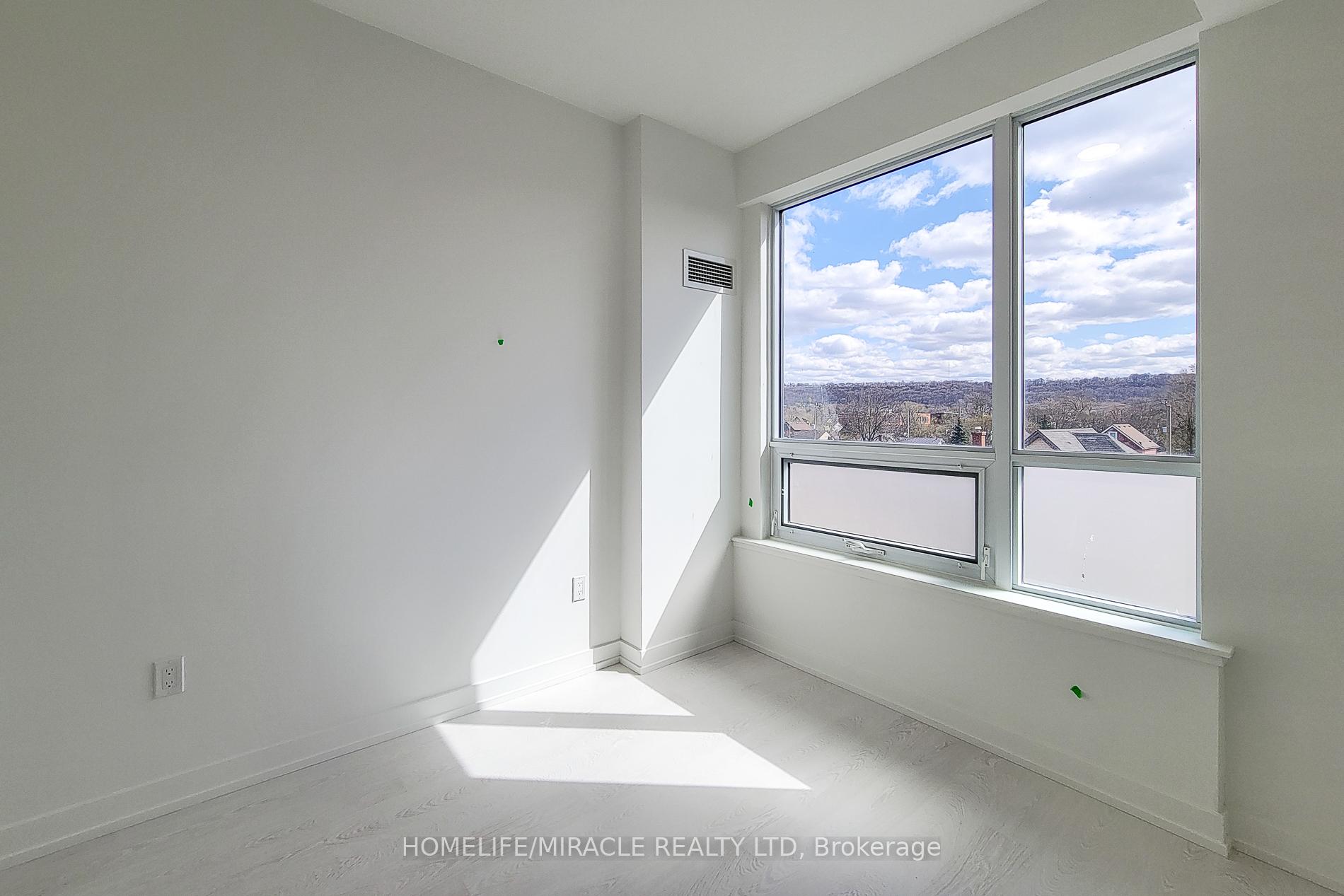 Photo 20 of Unit 420, 415 Main Street W, Hamilton, Kirkendall — HOMEH