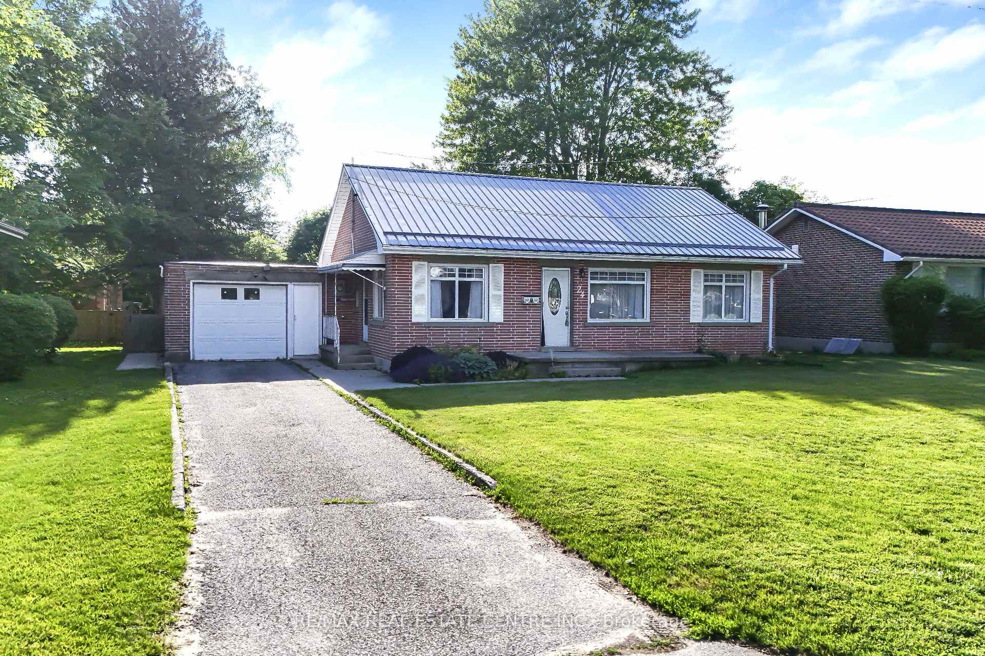 Photo 28 of 24 Park Street, Aylmer — HOMEH