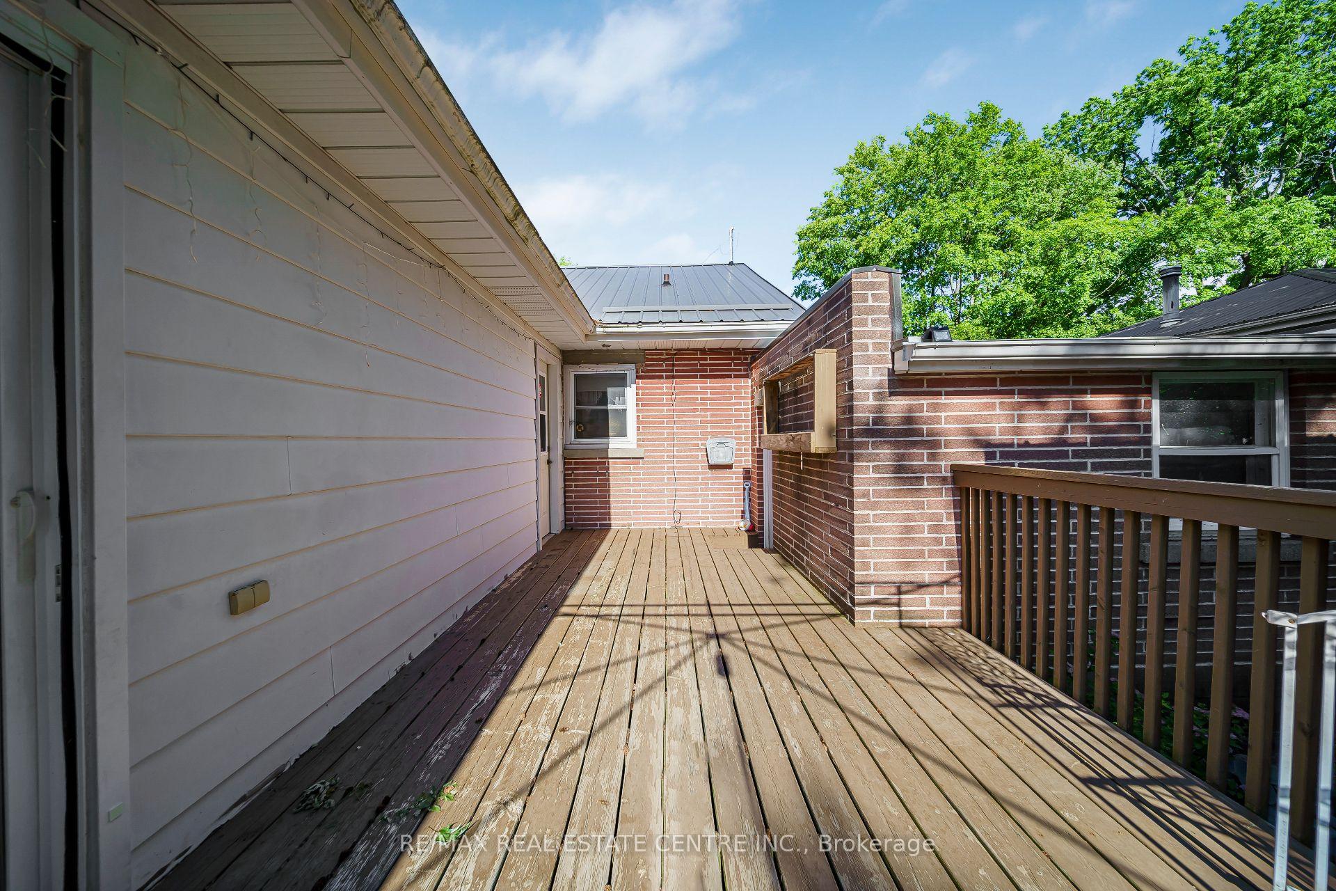 Photo 36 of 24 Park Street, Aylmer — HOMEH