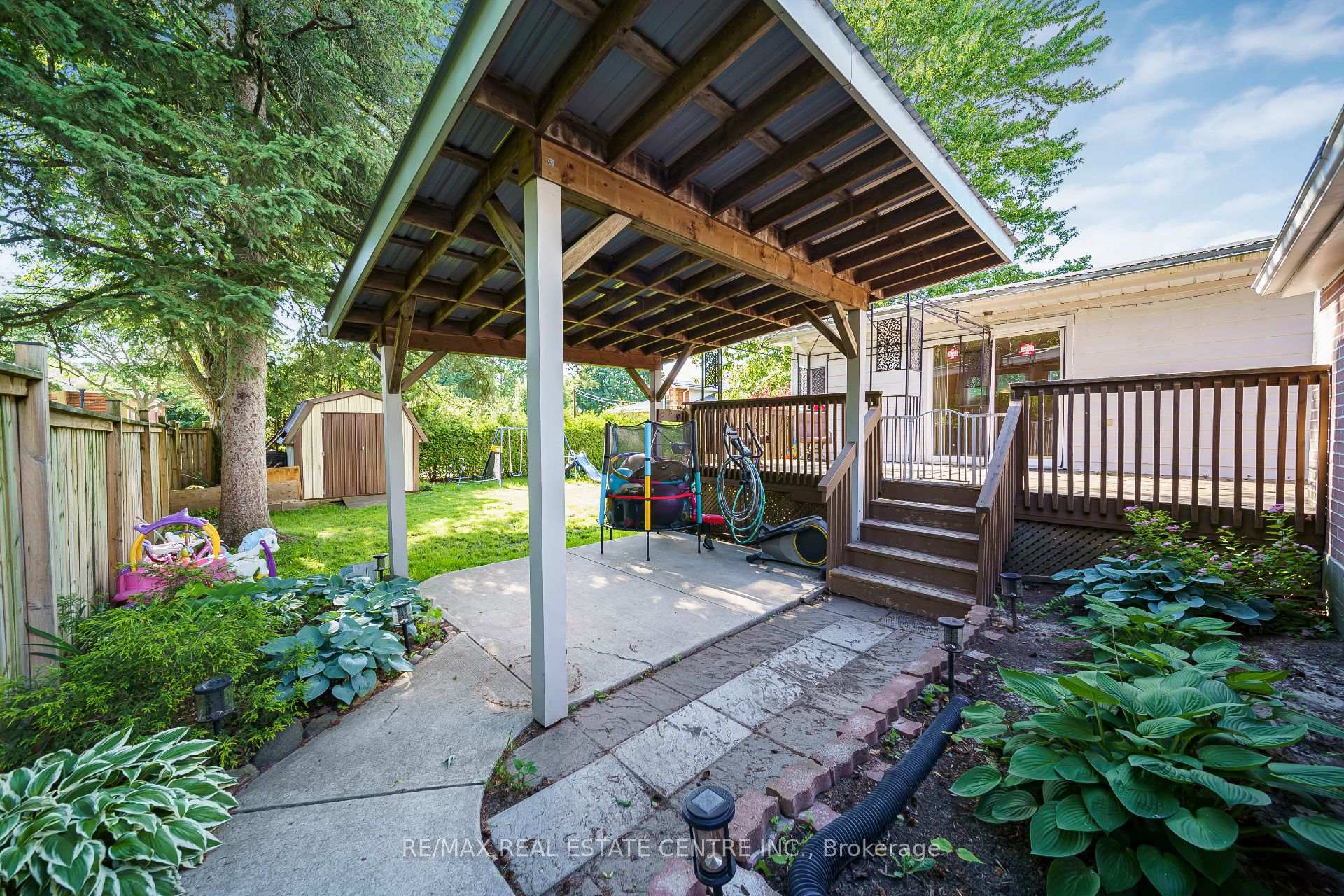 Photo 37 of 24 Park Street, Aylmer — HOMEH
