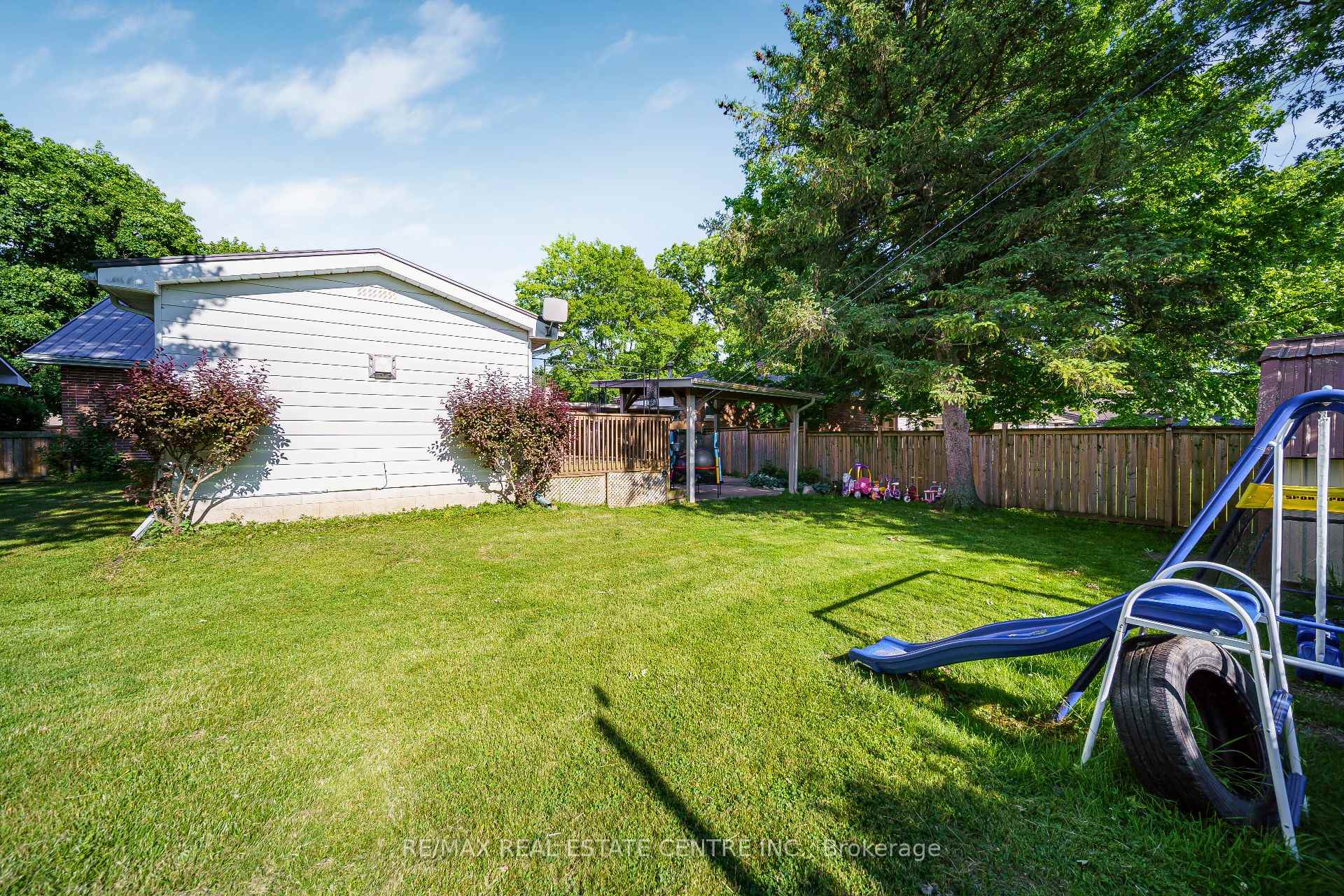 Photo 47 of 24 Park Street, Aylmer — HOMEH