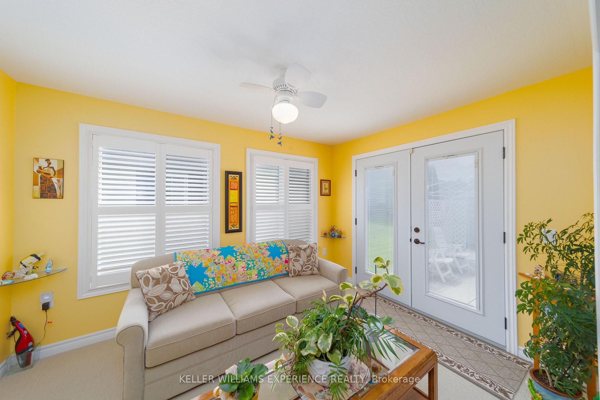 Photo 7 of 6 Virginia Avenue, Wasaga Beach — HOMEH