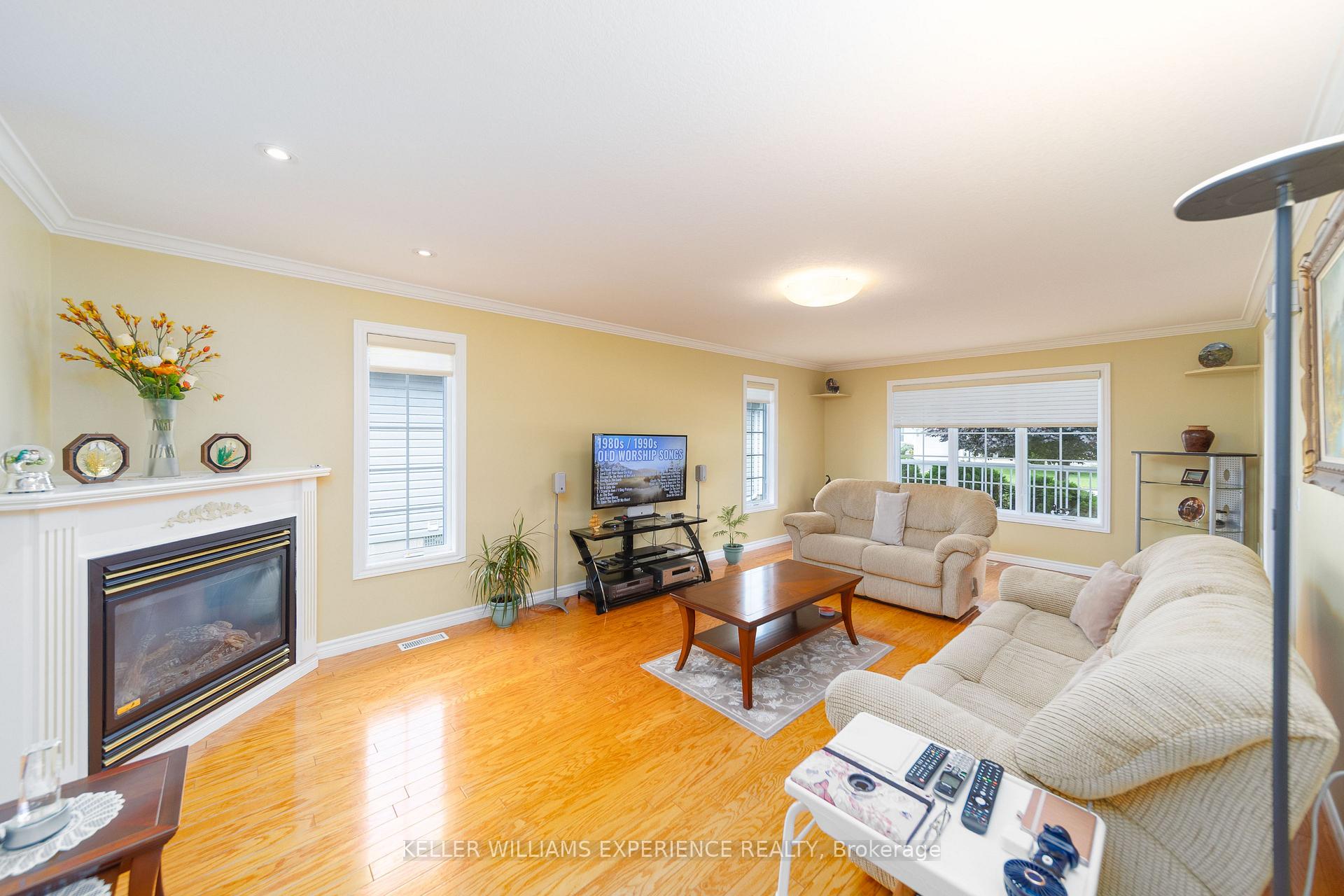 Photo 10 of 6 Virginia Avenue, Wasaga Beach — HOMEH
