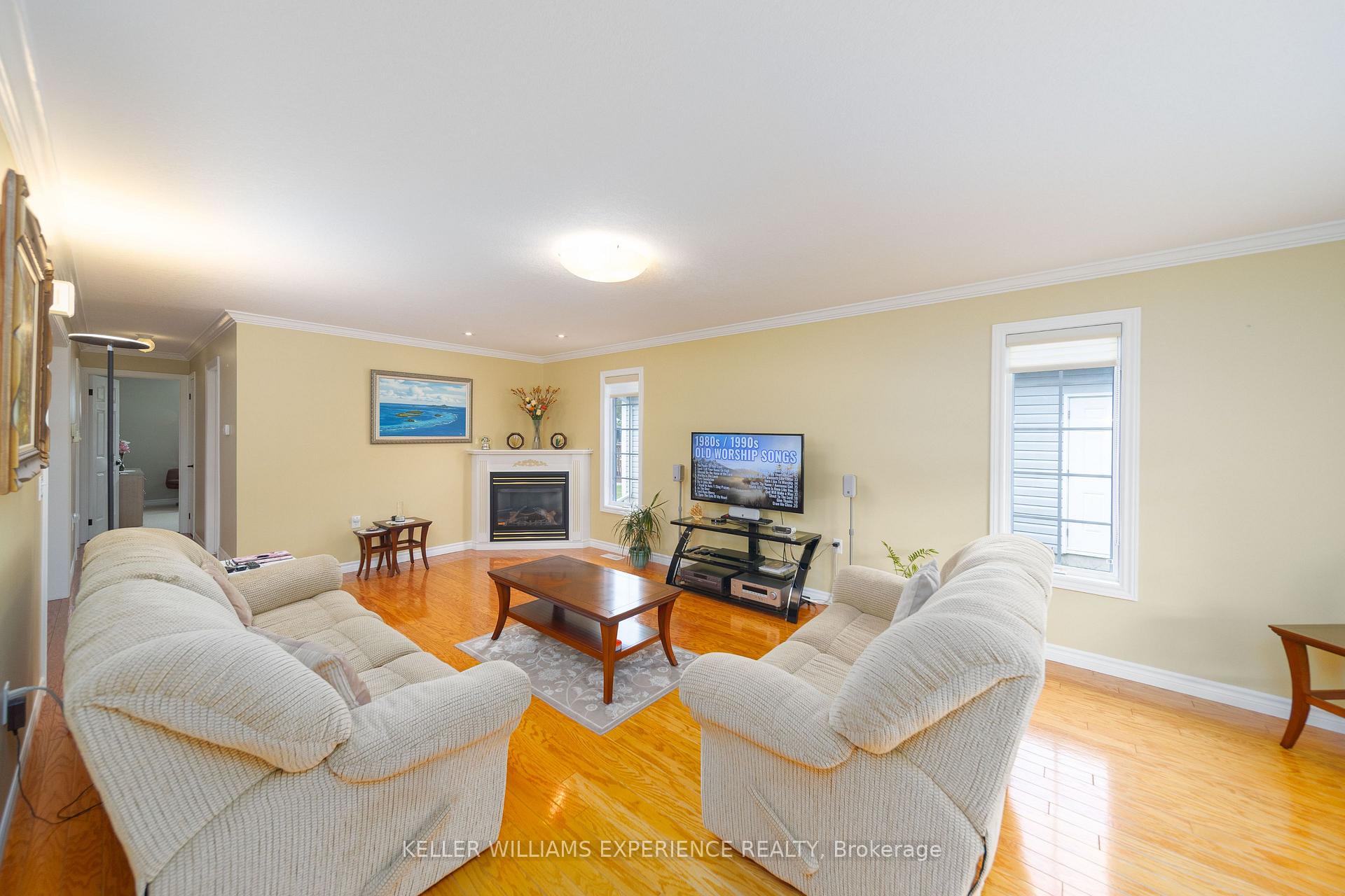 Photo 11 of 6 Virginia Avenue, Wasaga Beach — HOMEH