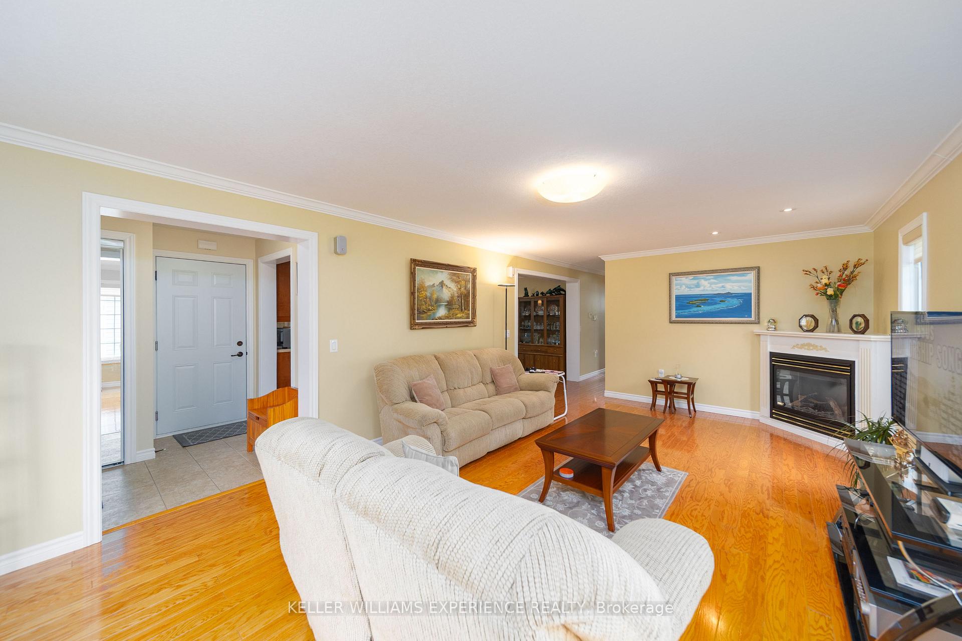 Photo 12 of 6 Virginia Avenue, Wasaga Beach — HOMEH