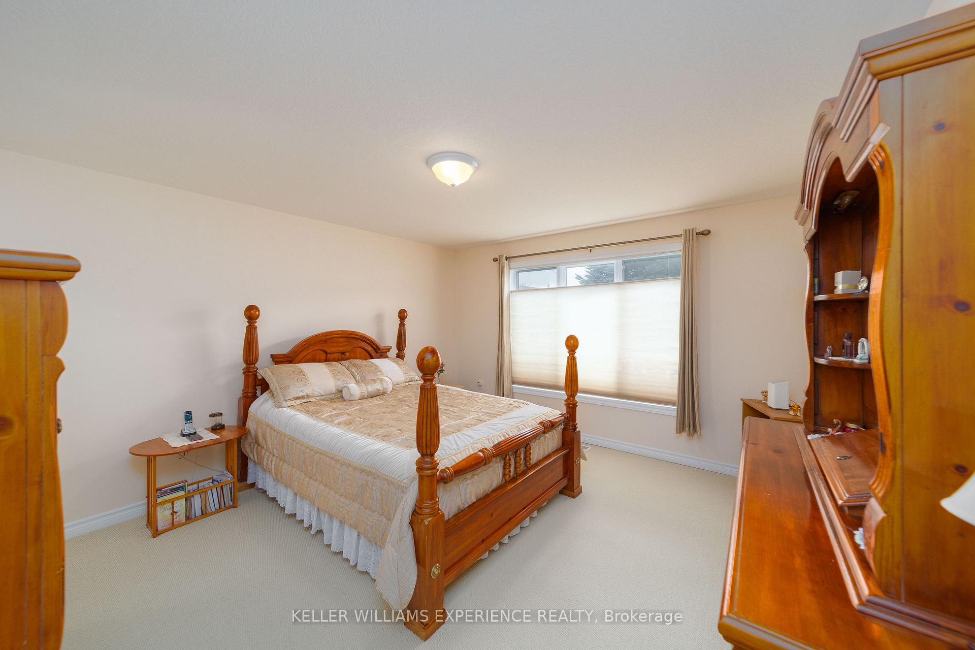 Photo 13 of 6 Virginia Avenue, Wasaga Beach — HOMEH