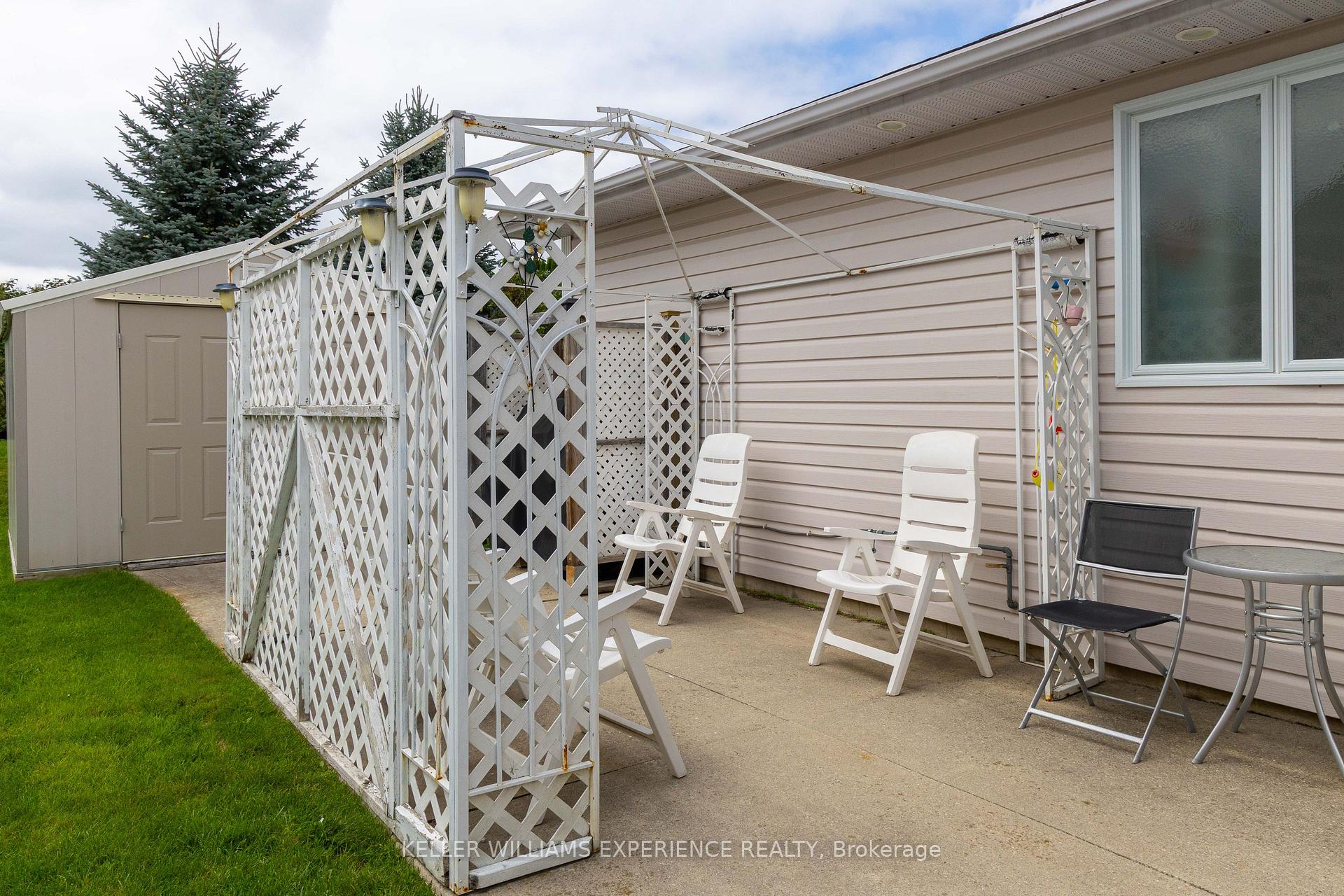 Photo 19 of 6 Virginia Avenue, Wasaga Beach — HOMEH