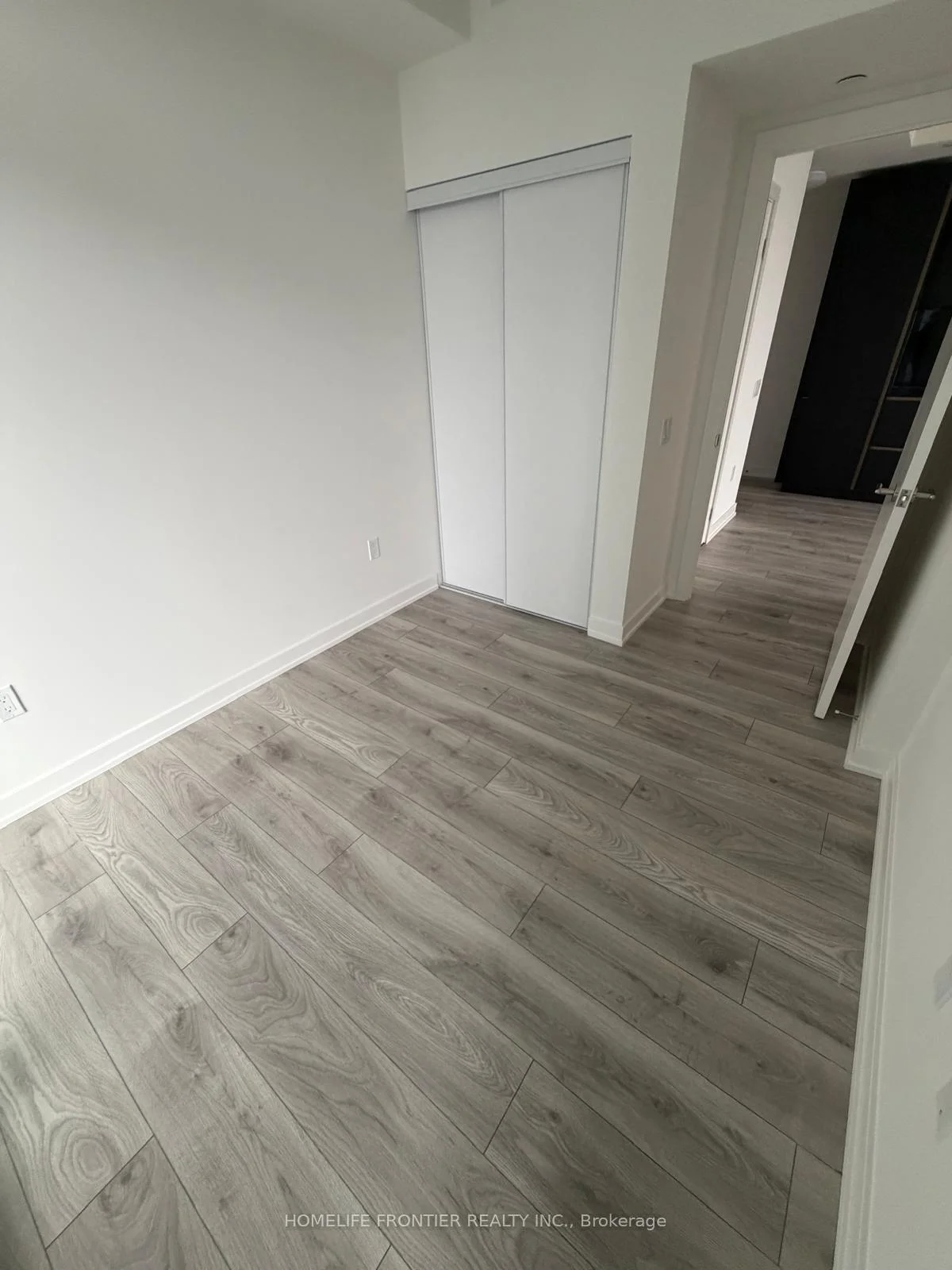 Photo 9 of Unit 1705, 120 Broadway Avenue, Toronto, Mount Pleasant West — HOMEH