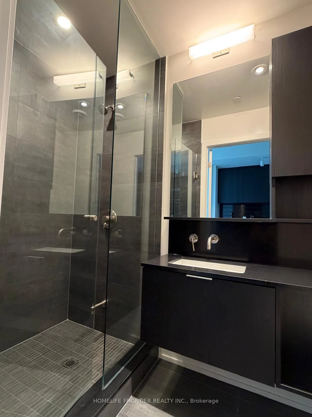 Photo 11 of Unit 1705, 120 Broadway Avenue, Toronto, Mount Pleasant West — HOMEH