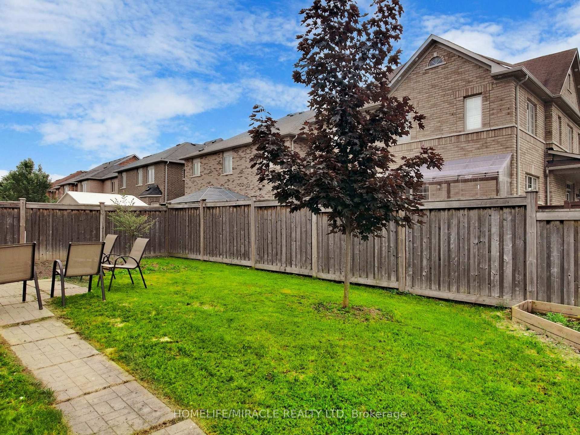 Photo 2 of Unit Upper, 63 Sleightholme Crescent, Brampton, Bram East — HOMEH