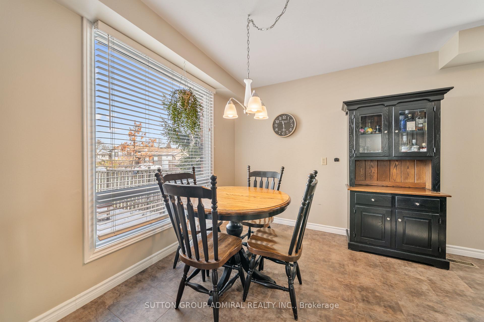 Photo 16 of 195 Ridge Road, Caledon, Bolton West — HOMEH