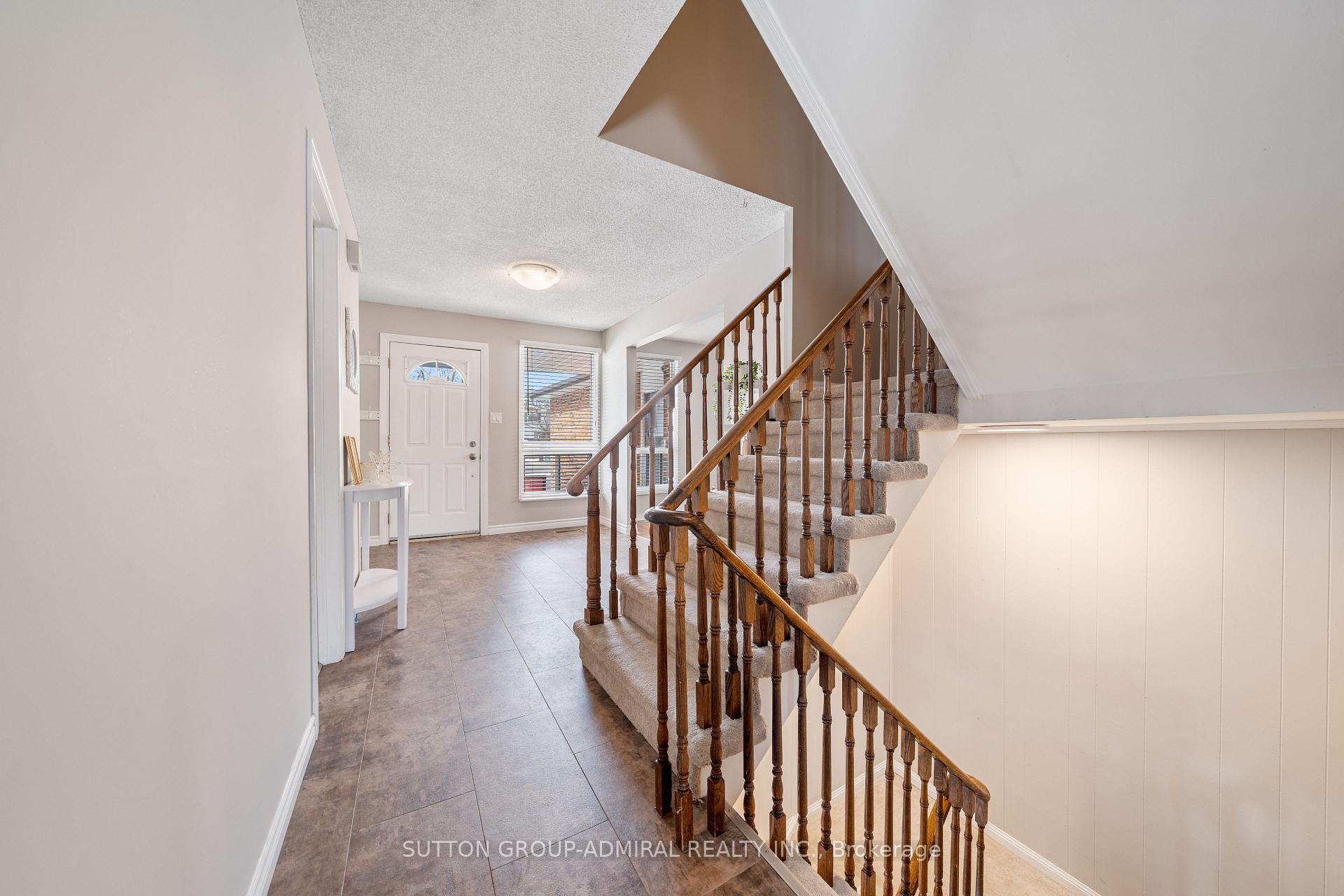 Photo 17 of 195 Ridge Road, Caledon, Bolton West — HOMEH