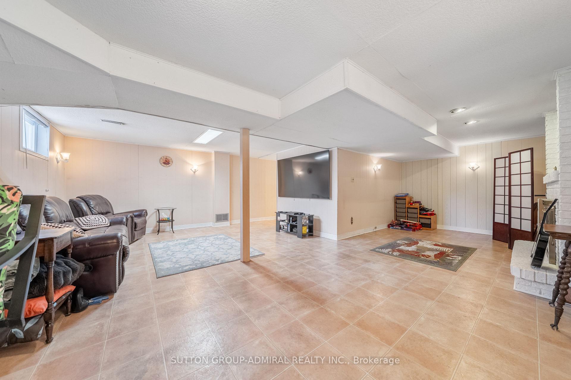 Photo 30 of 195 Ridge Road, Caledon, Bolton West — HOMEH