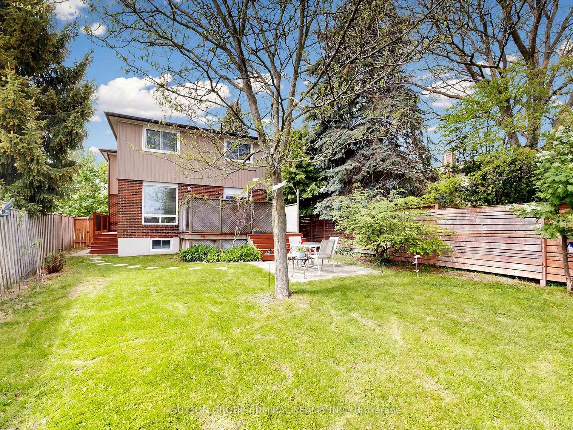 Photo 43 of 195 Ridge Road, Caledon, Bolton West — HOMEH
