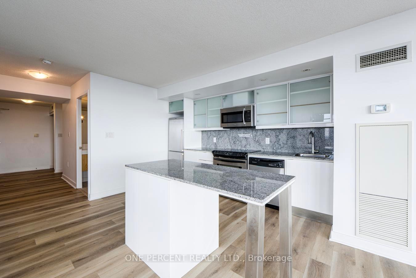 Photo 15 of Unit 5007, 25 Telegram Mews, Toronto, Waterfront Communities — HOMEH