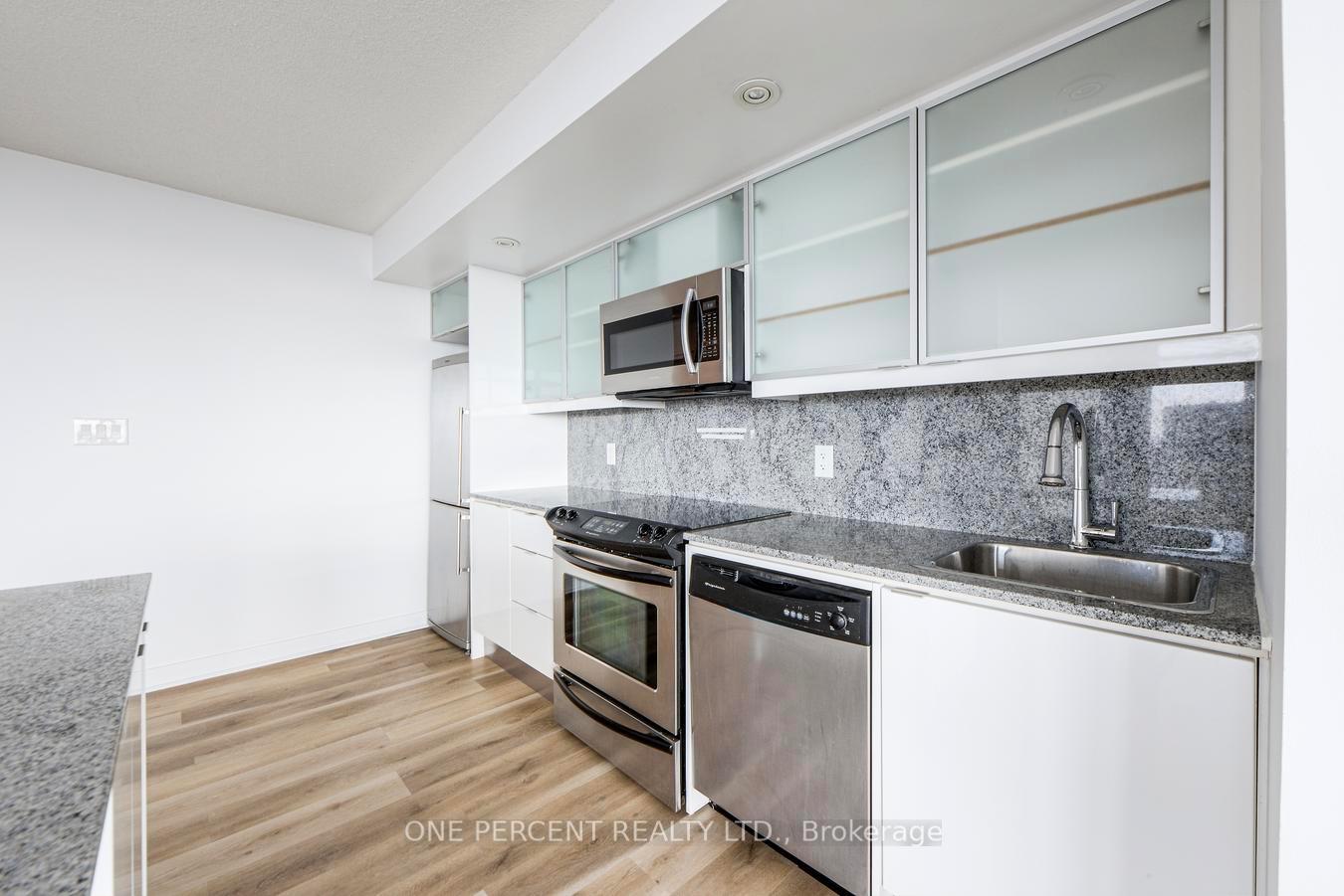 Photo 17 of Unit 5007, 25 Telegram Mews, Toronto, Waterfront Communities — HOMEH