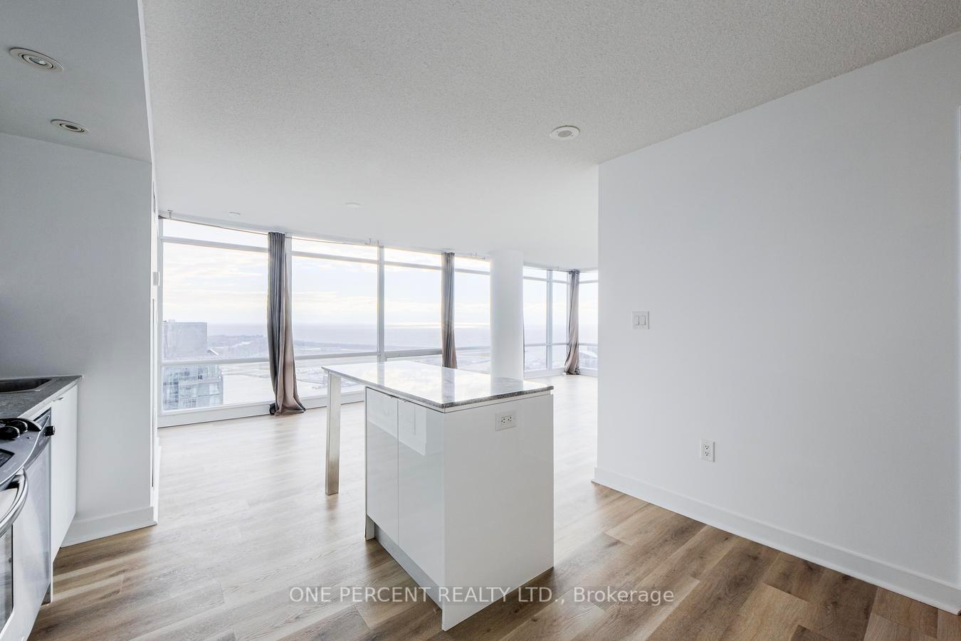 Photo 18 of Unit 5007, 25 Telegram Mews, Toronto, Waterfront Communities — HOMEH