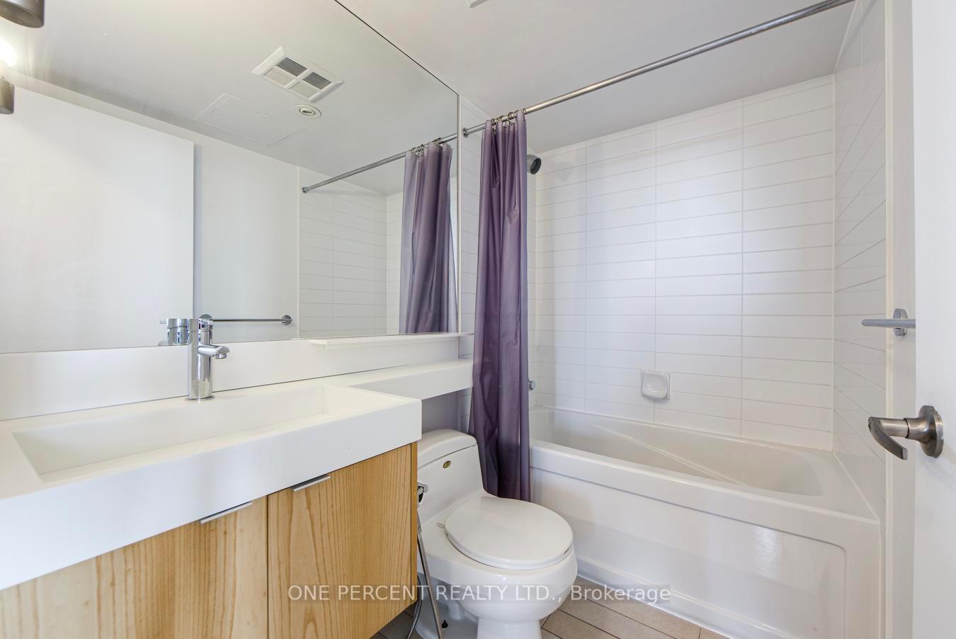 Photo 31 of Unit 5007, 25 Telegram Mews, Toronto, Waterfront Communities — HOMEH