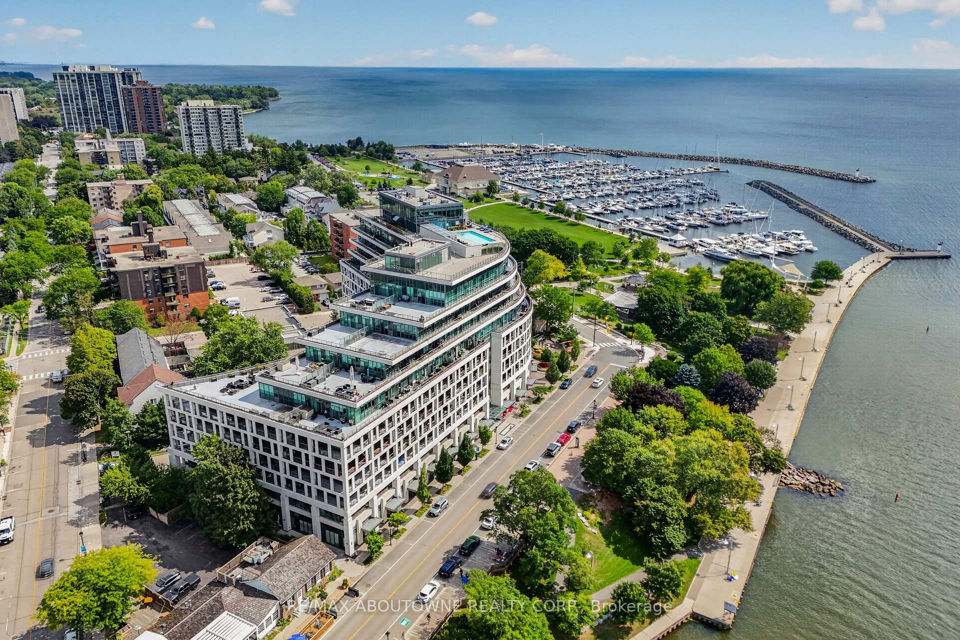 Photo 1 of Unit 808, 11 Bronte Road, Oakville, Bronte — HOMEH