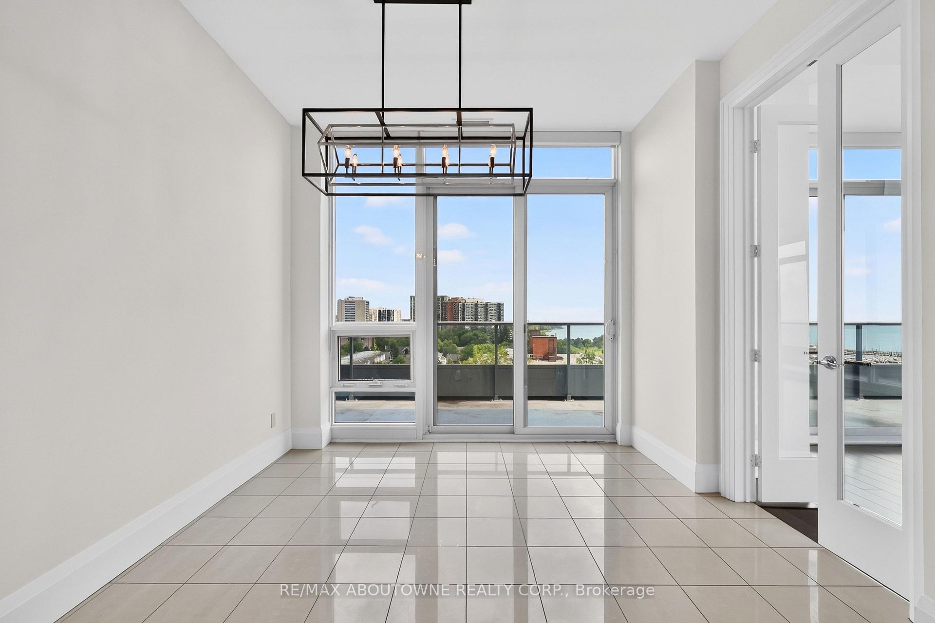Photo 16 of Unit 808, 11 Bronte Road, Oakville, Bronte — HOMEH