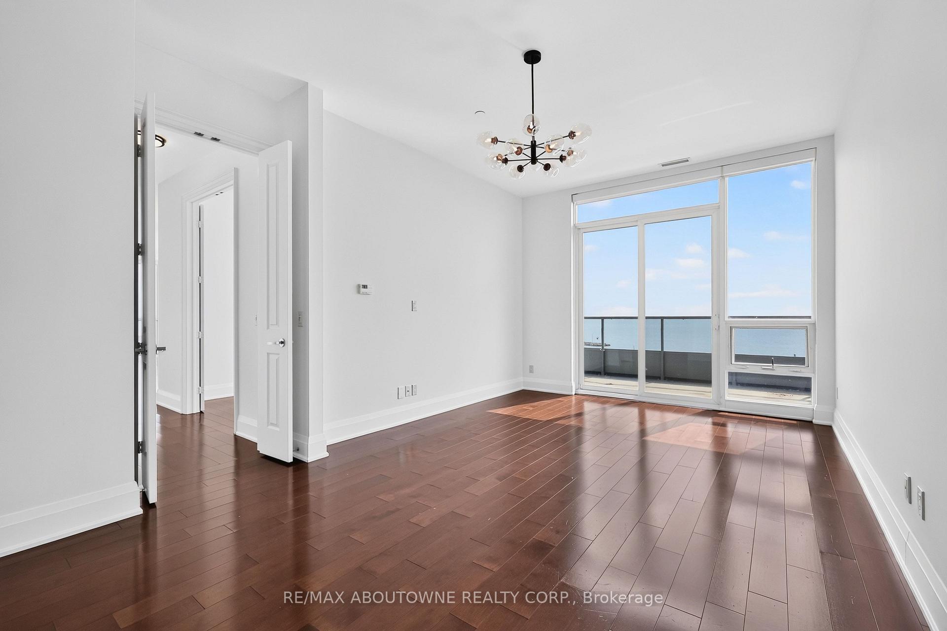 Photo 25 of Unit 808, 11 Bronte Road, Oakville, Bronte — HOMEH