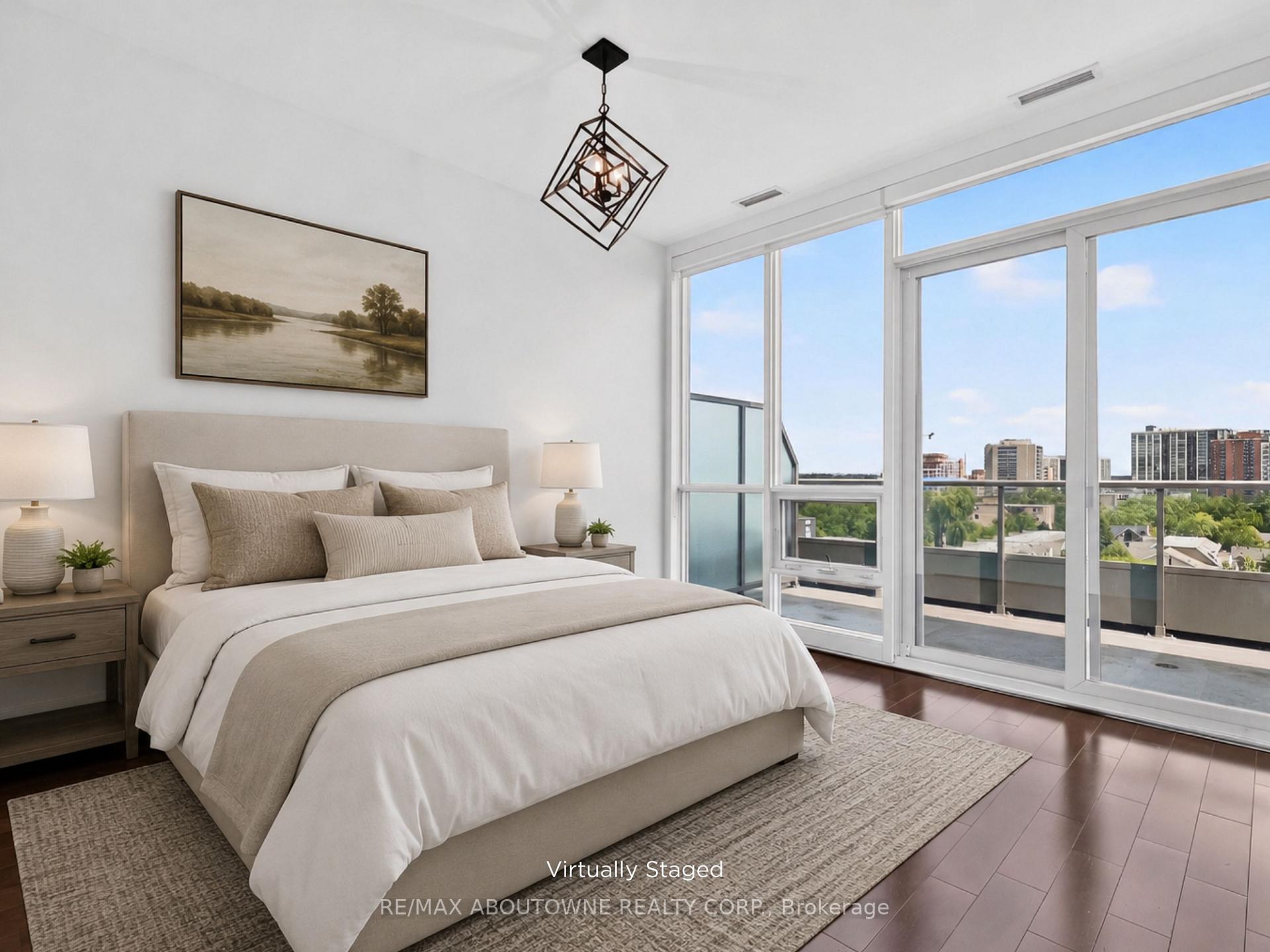 Photo 31 of Unit 808, 11 Bronte Road, Oakville, Bronte — HOMEH