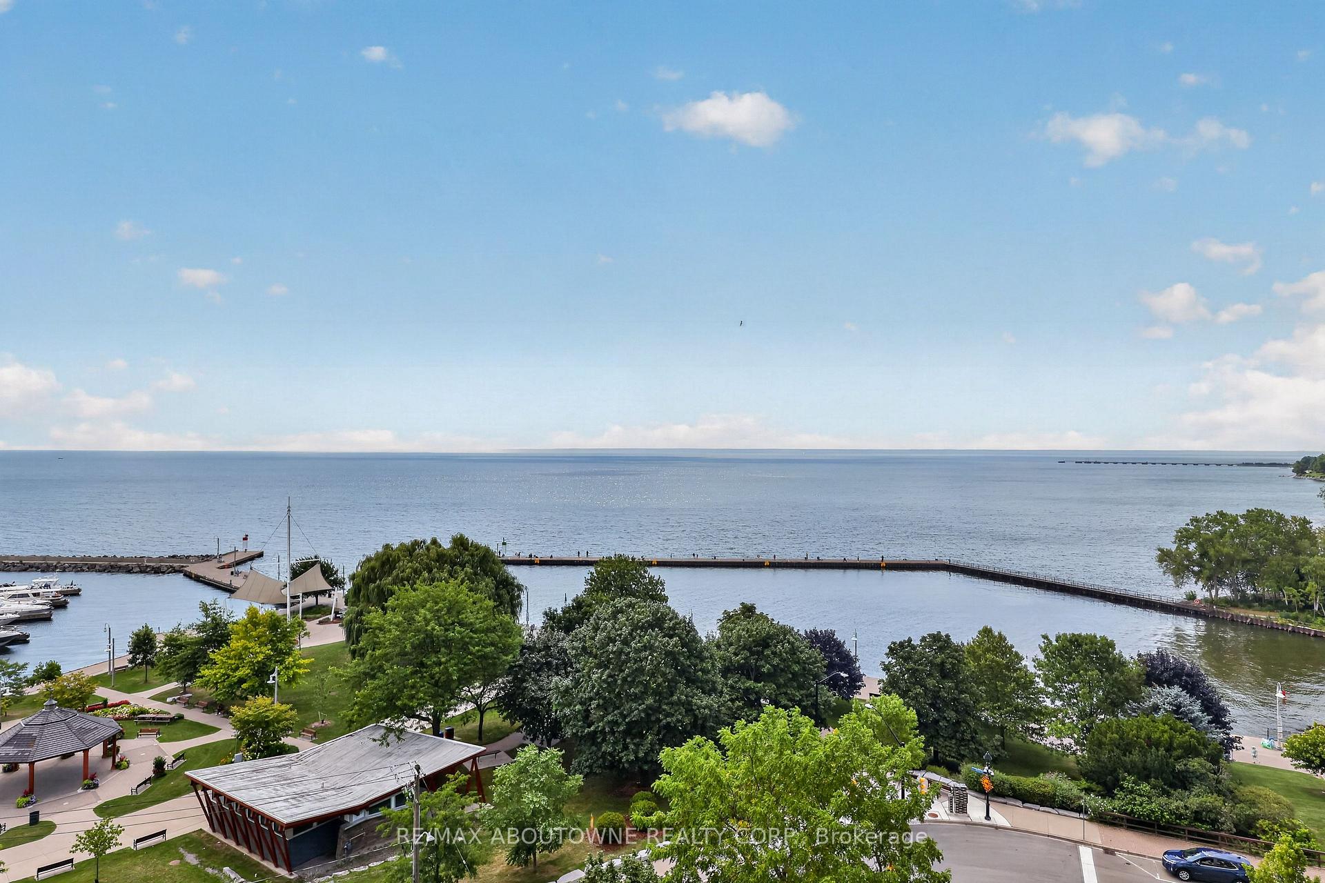 Photo 36 of Unit 808, 11 Bronte Road, Oakville, Bronte — HOMEH