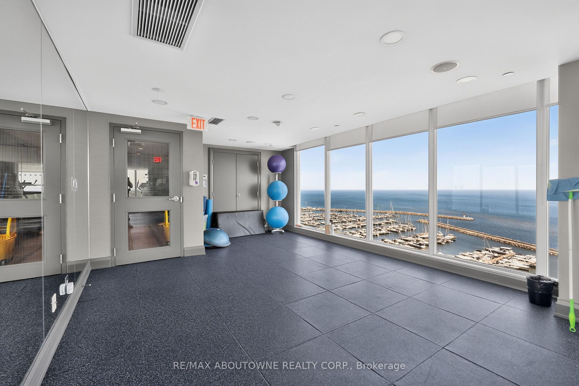 Photo 41 of Unit 808, 11 Bronte Road, Oakville, Bronte — HOMEH
