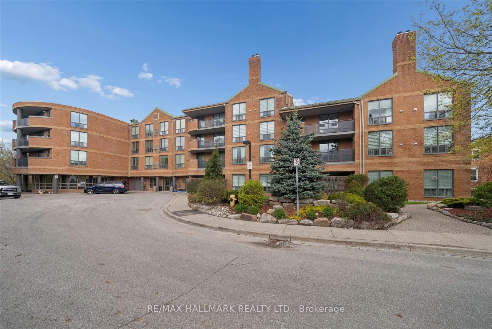 Photo 2 of Unit 302, 30 Wilson Street, Markham, Old Markham Village — HOMEH