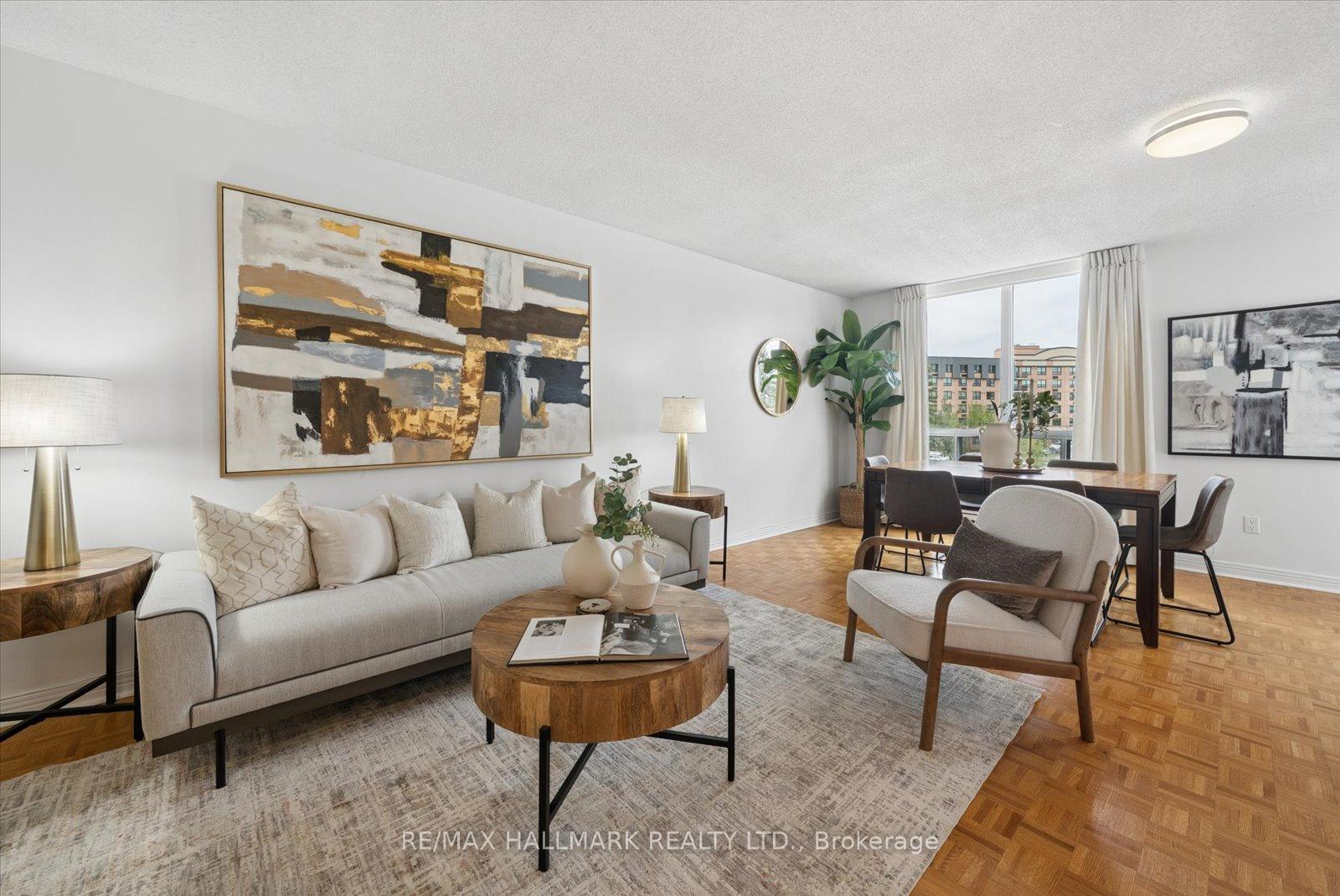 Photo 12 of Unit 302, 30 Wilson Street, Markham, Old Markham Village — HOMEH